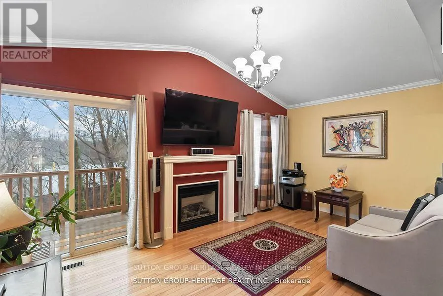 3 ANGIER CRESCENT