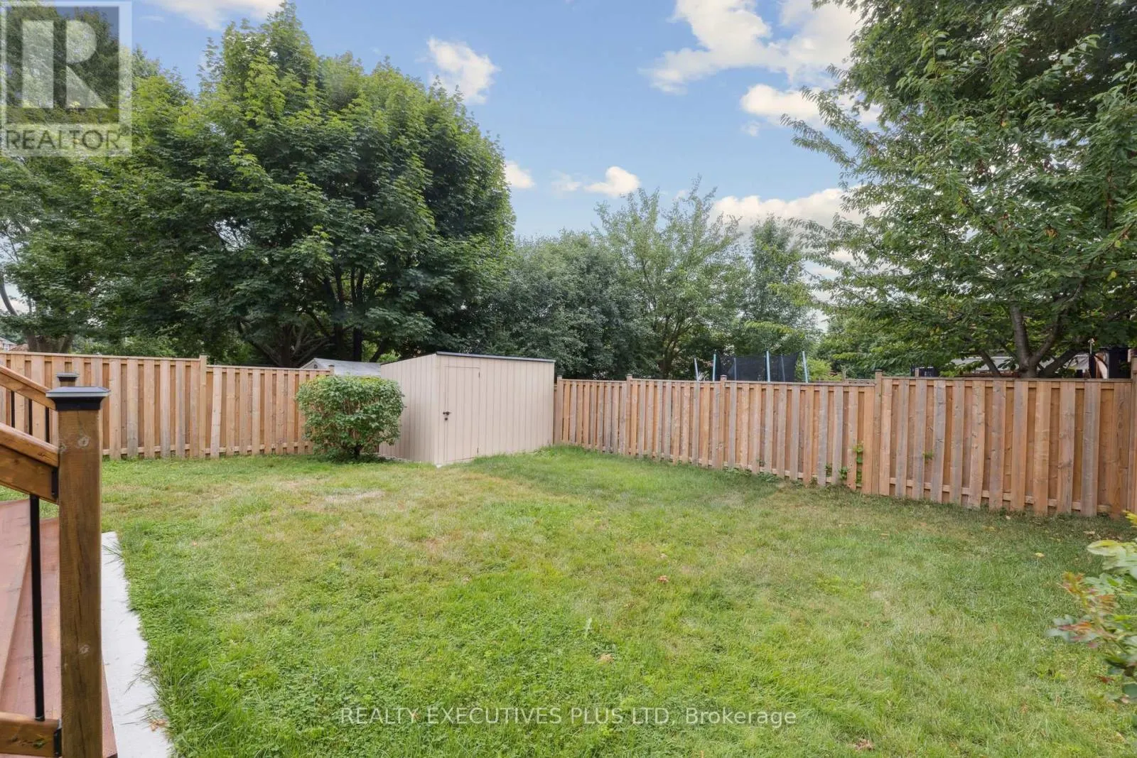 1822 FORESTVIEW DRIVE