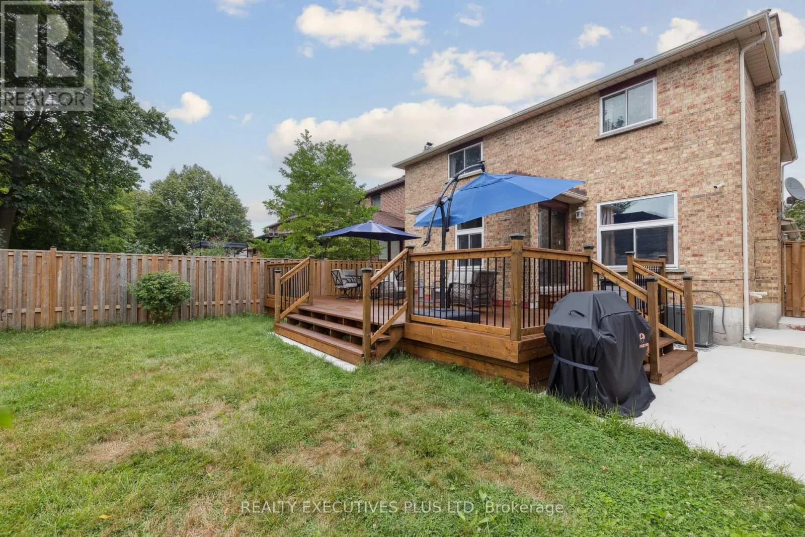 1822 FORESTVIEW DRIVE