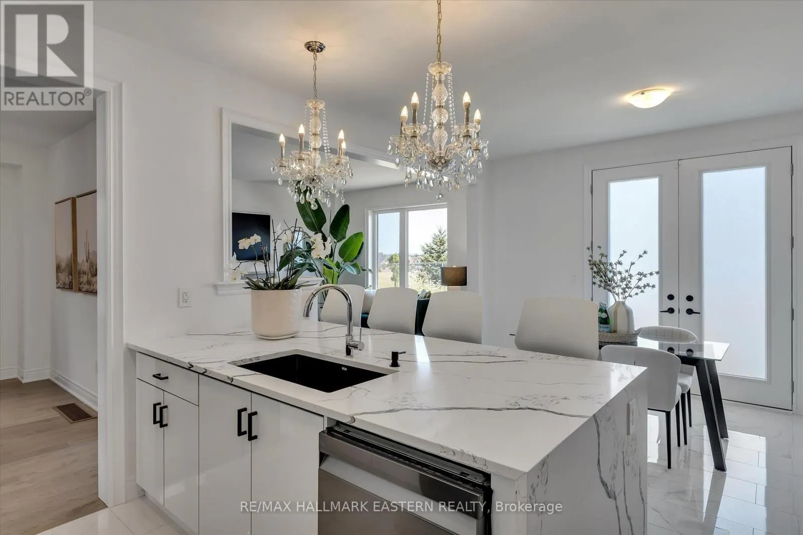 118 WHITEHAND DRIVE