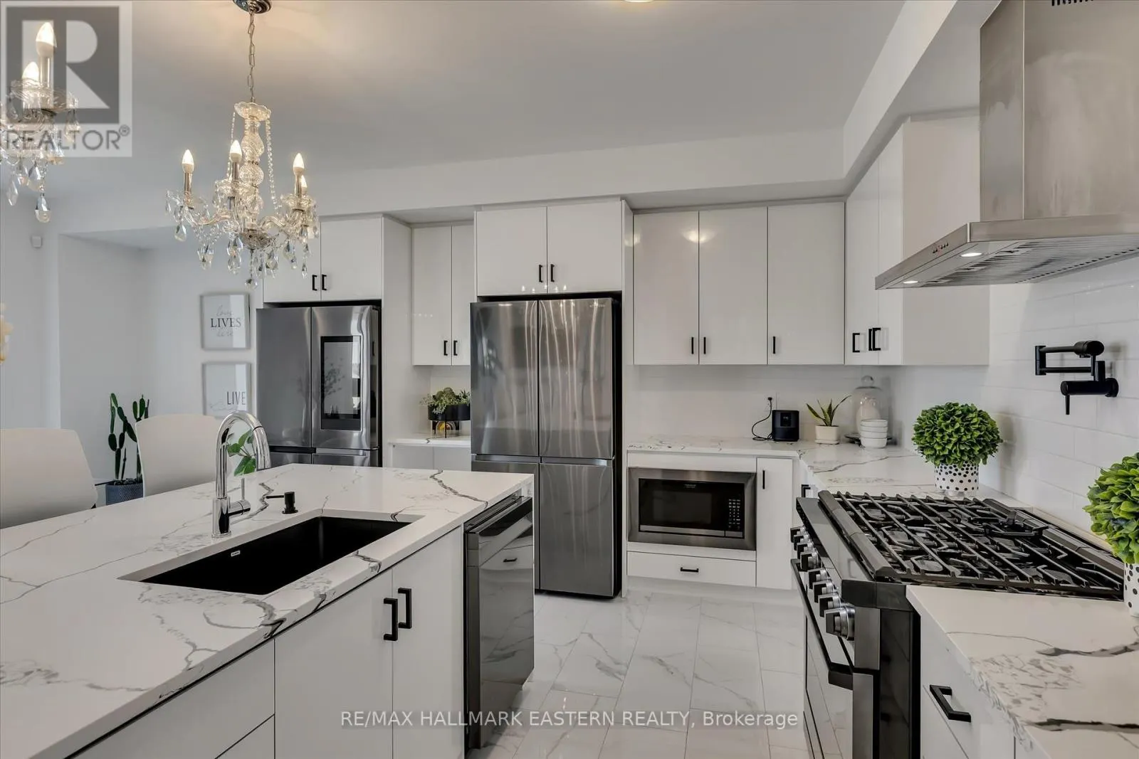 118 WHITEHAND DRIVE