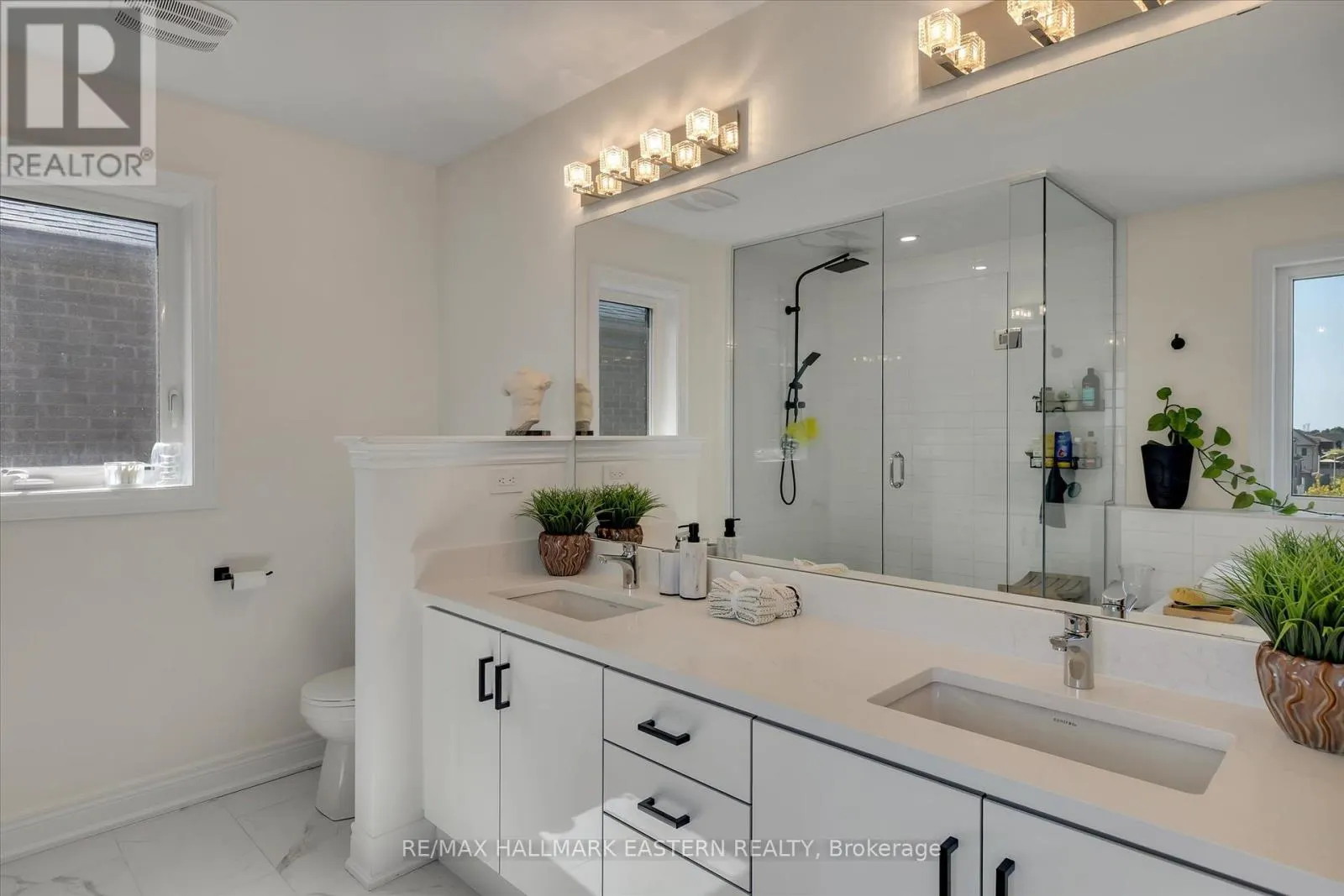 118 WHITEHAND DRIVE