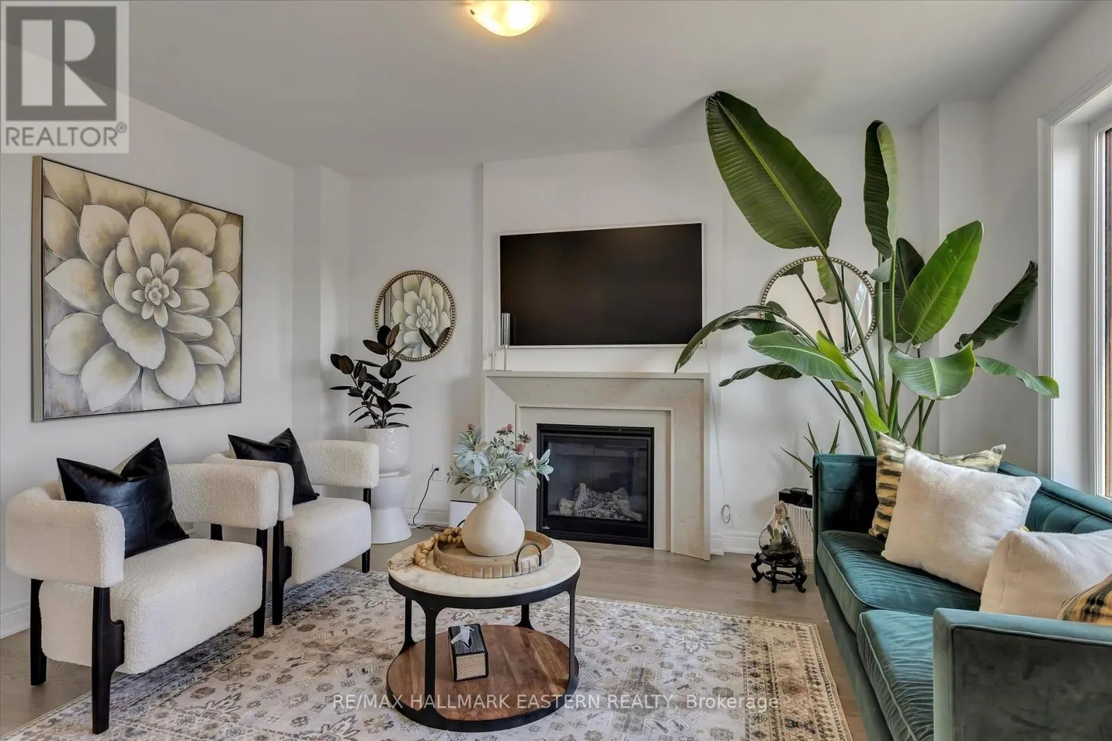 118 WHITEHAND DRIVE