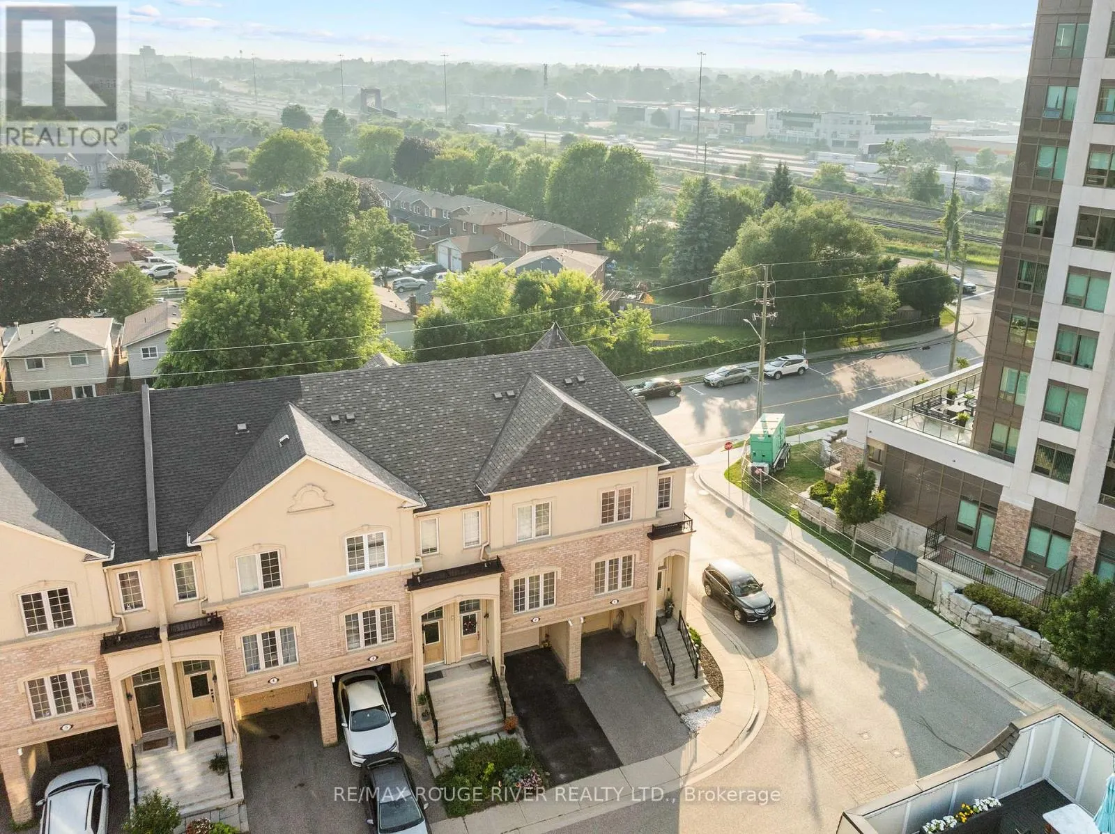 1 - 1250 ST MARTINS DRIVE