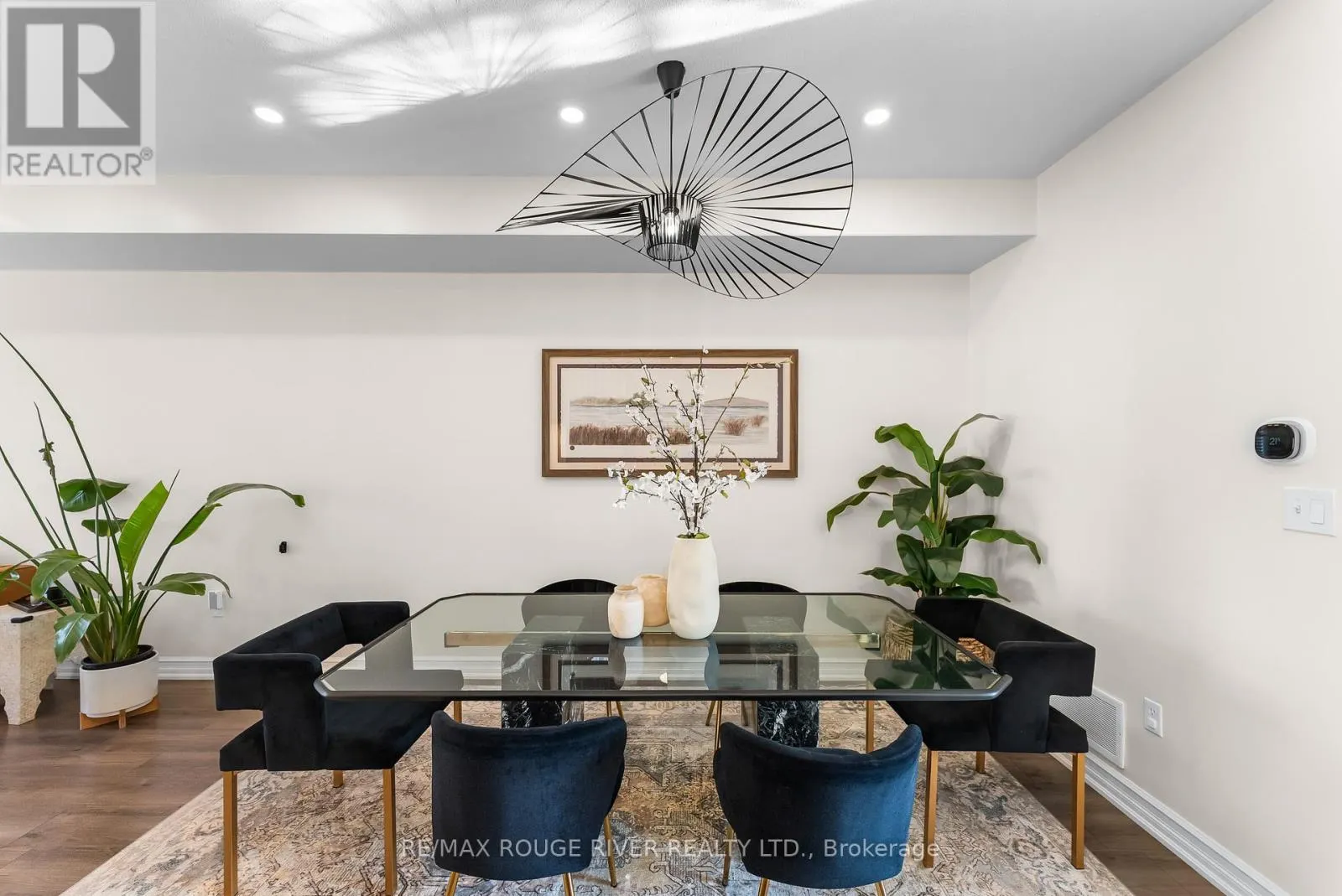 1 - 1250 ST MARTINS DRIVE
