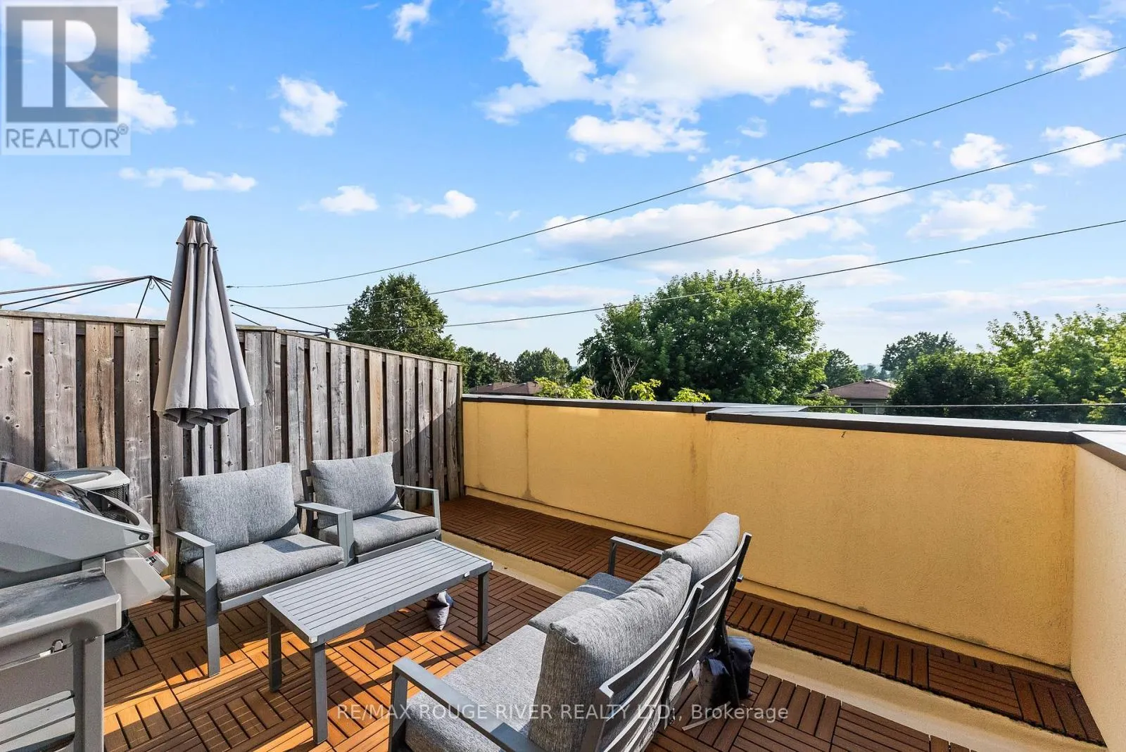 1 - 1250 ST MARTINS DRIVE