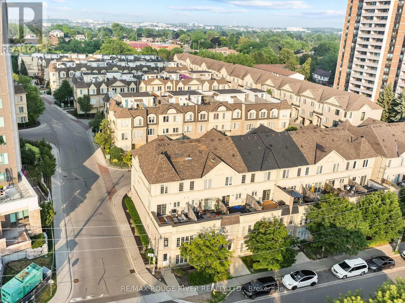 1 - 1250 ST MARTINS DRIVE