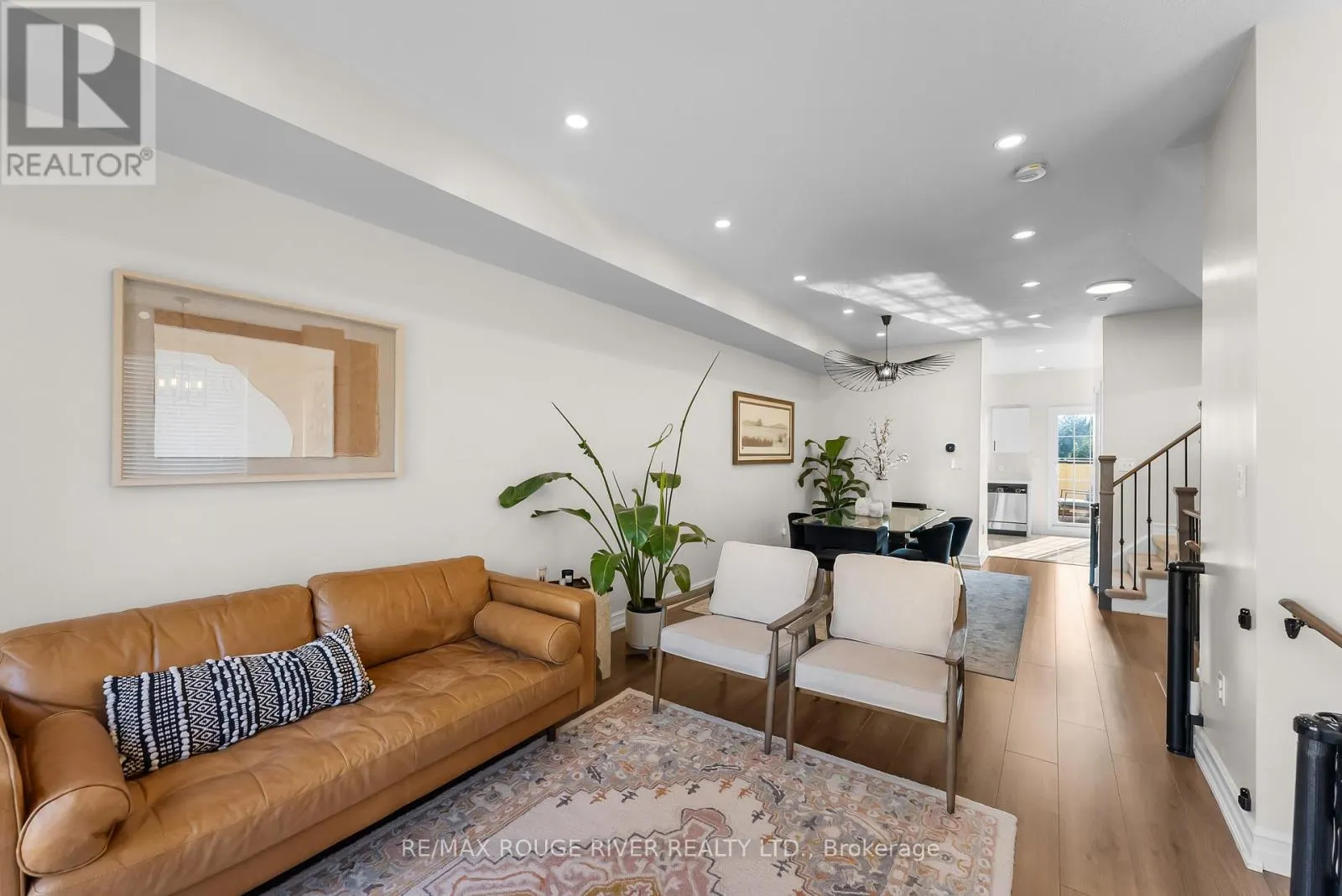 1 - 1250 ST MARTINS DRIVE