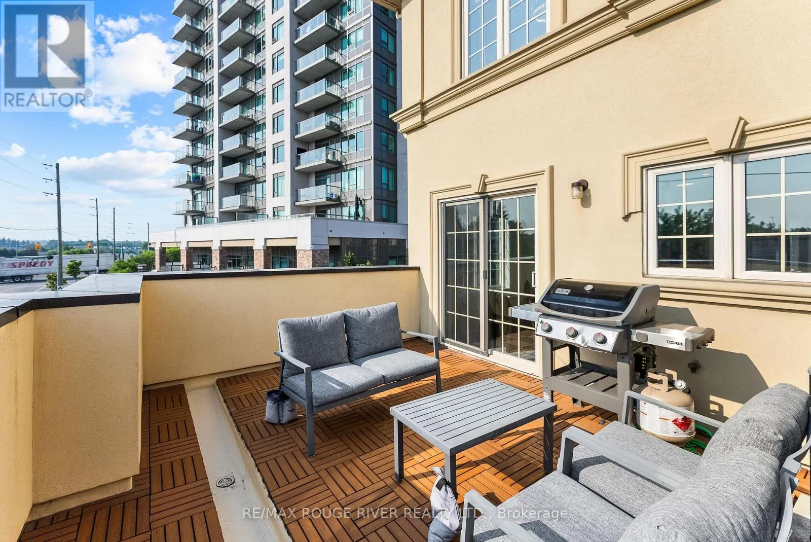 1 - 1250 ST MARTINS DRIVE