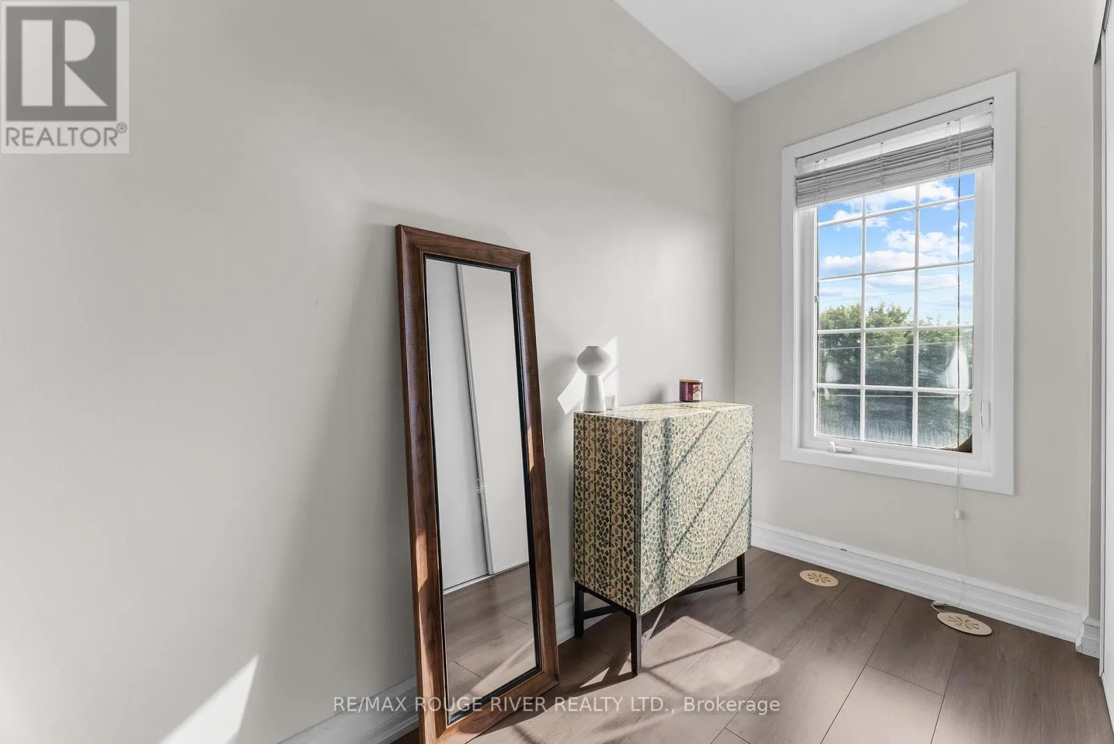 1 - 1250 ST MARTINS DRIVE