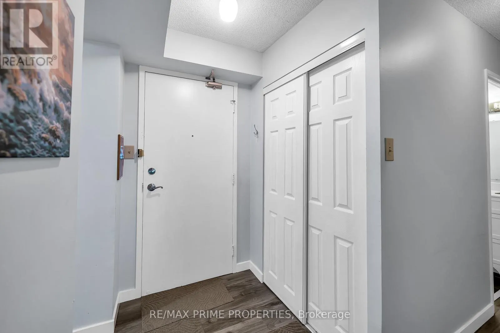 302 - 1535 DIEFENBAKER COURT