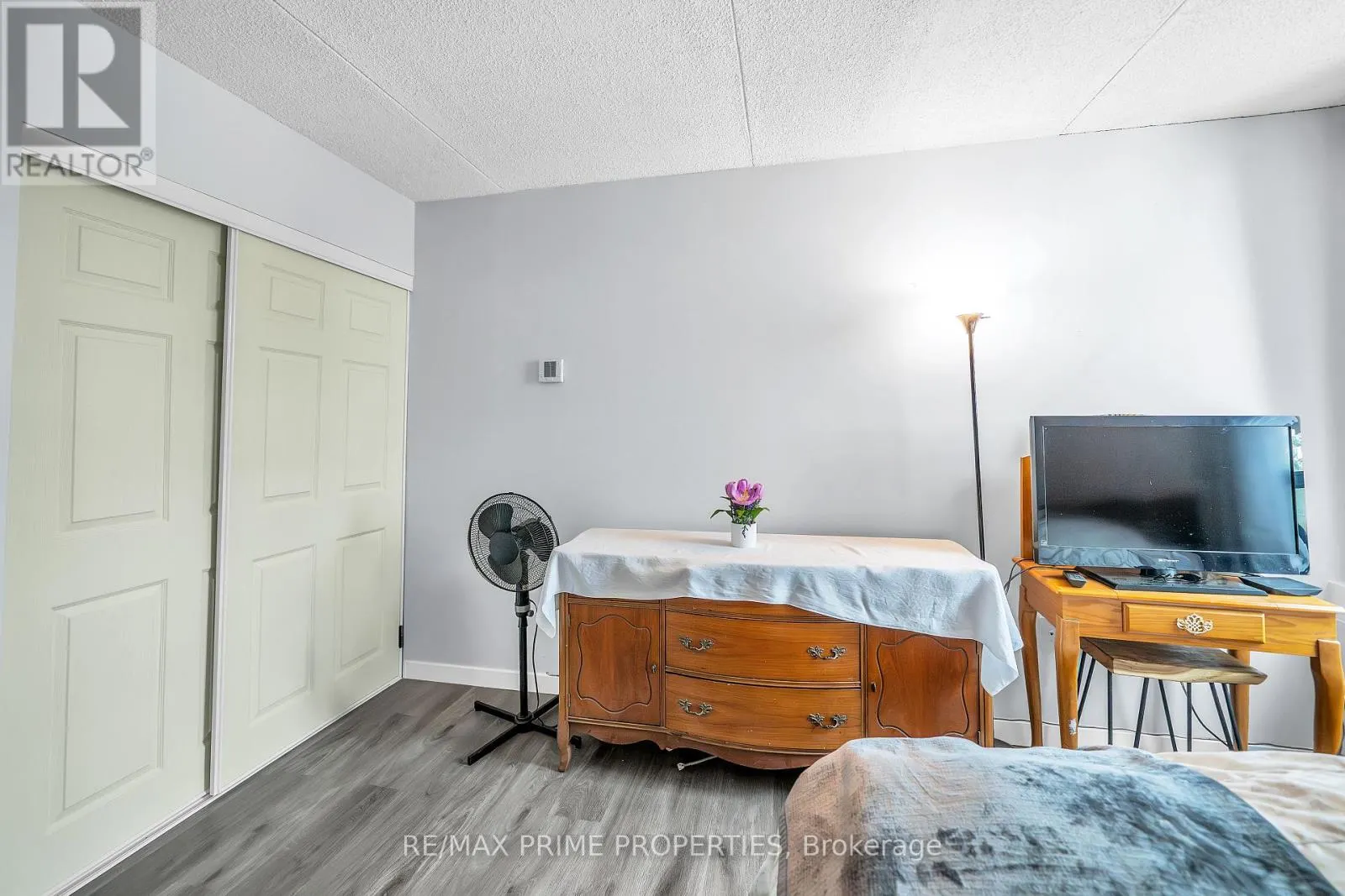 302 - 1535 DIEFENBAKER COURT