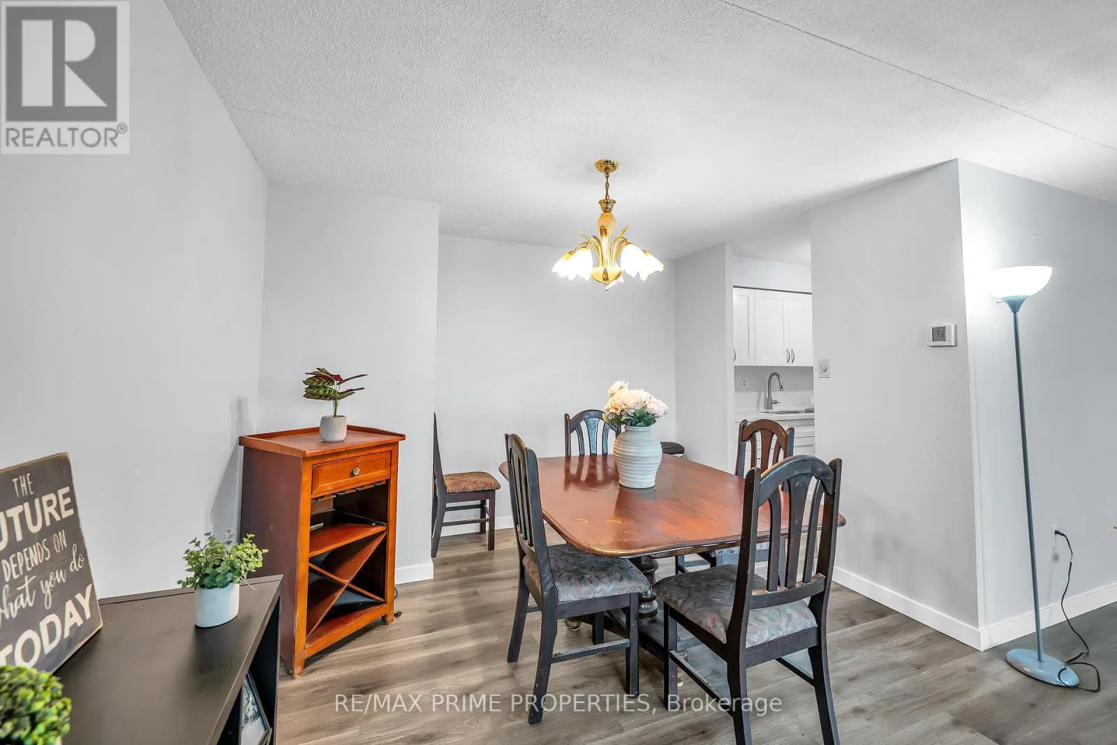 302 - 1535 DIEFENBAKER COURT
