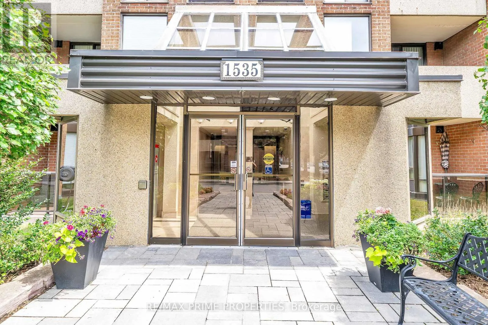 302 - 1535 DIEFENBAKER COURT