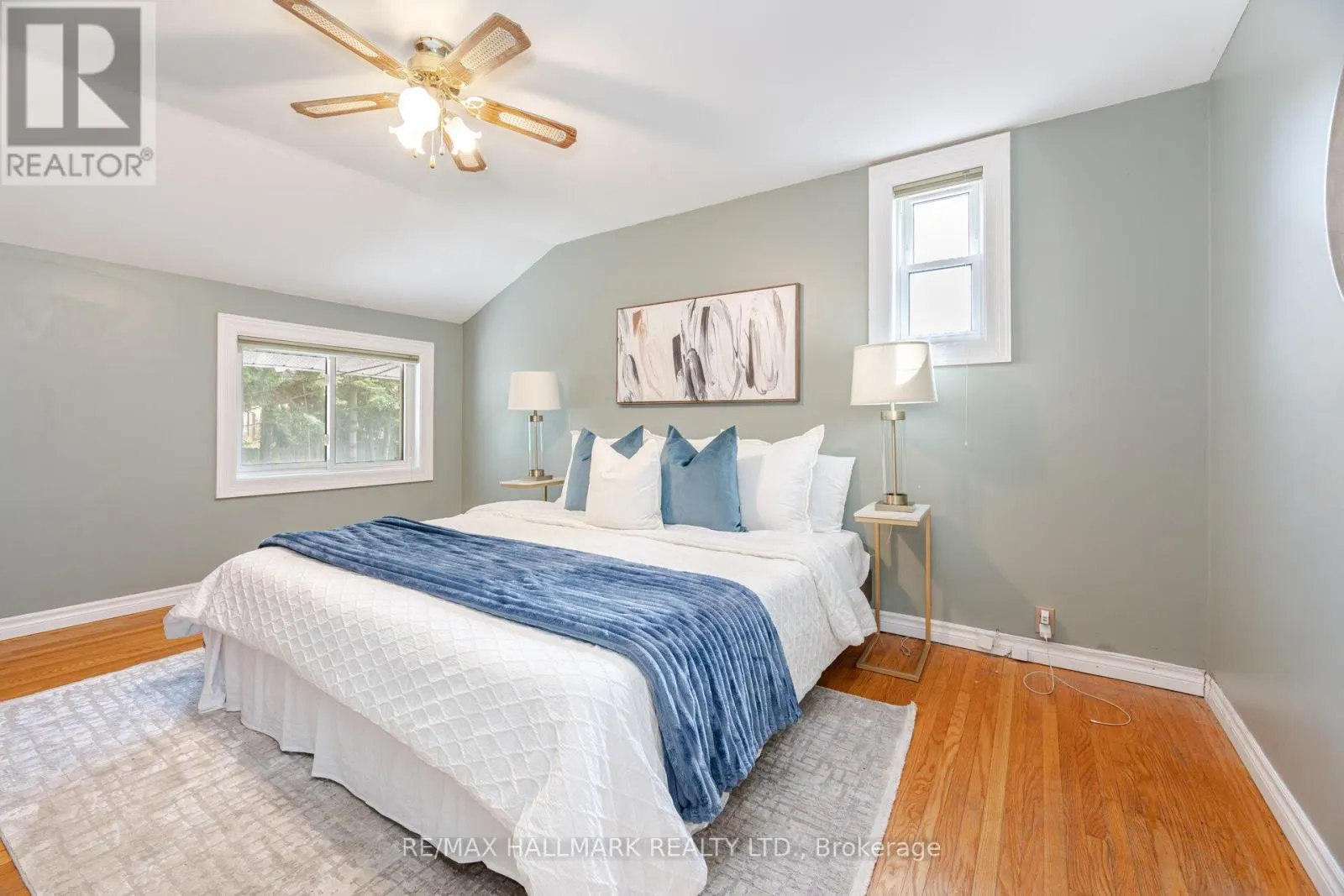 73 DOGWOOD CRESCENT