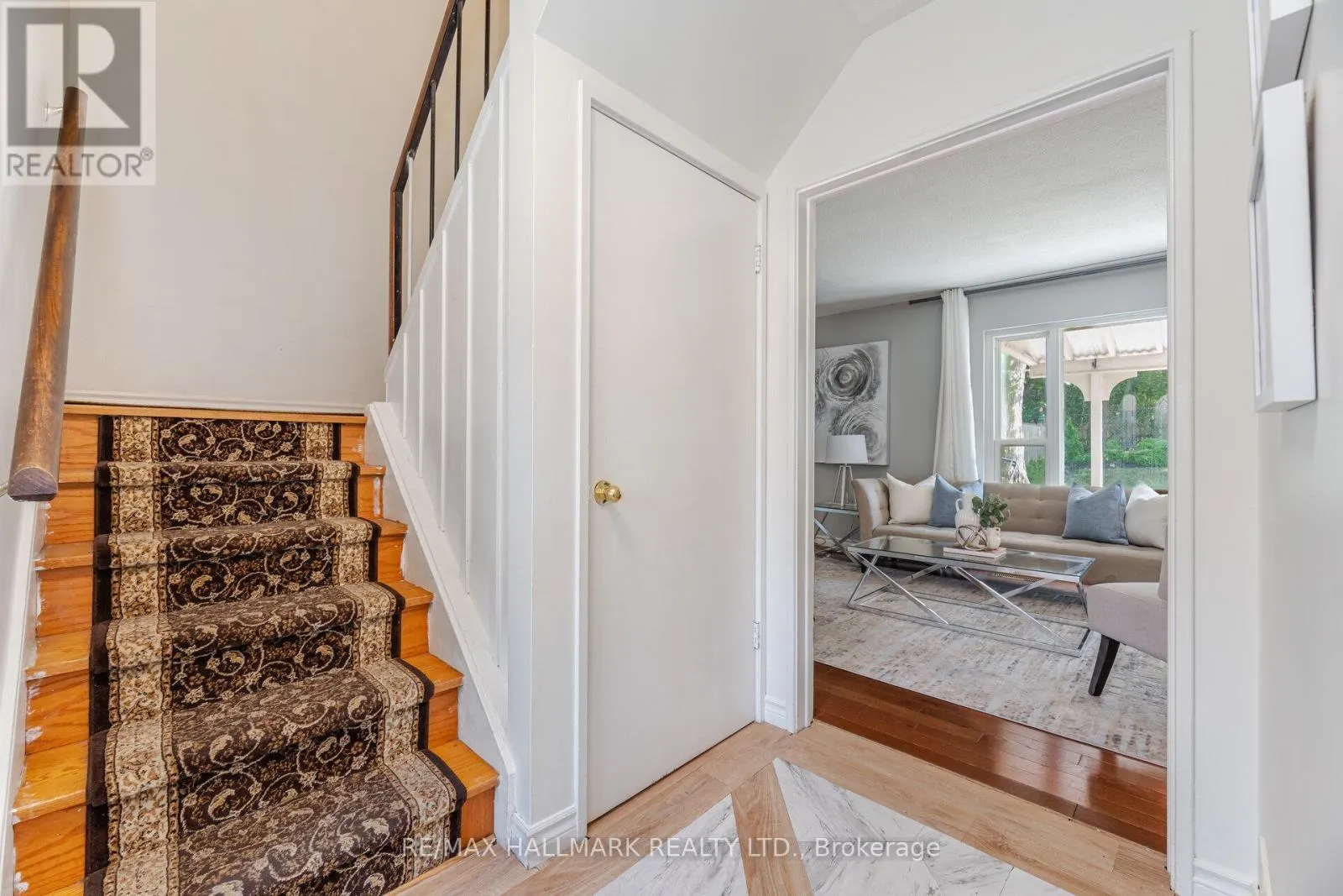 73 DOGWOOD CRESCENT