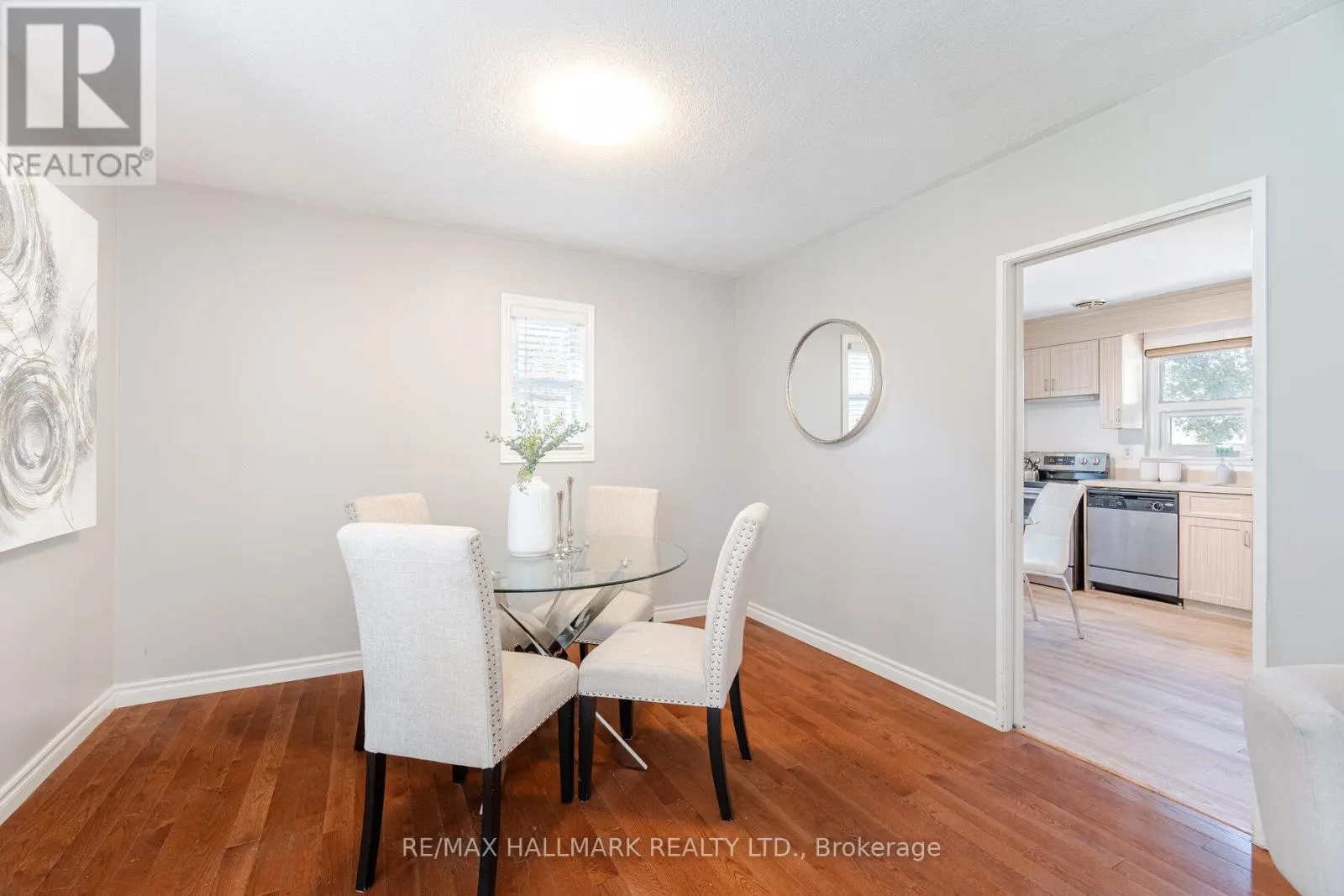 73 DOGWOOD CRESCENT