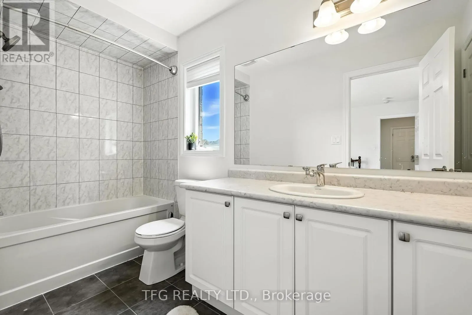 146 CROMBIE STREET