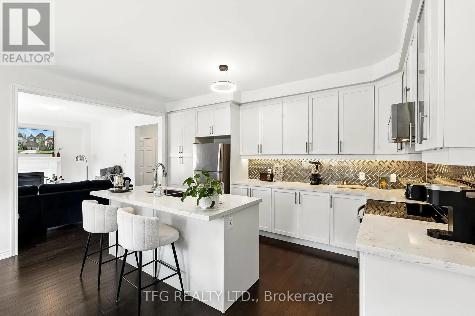 146 CROMBIE STREET