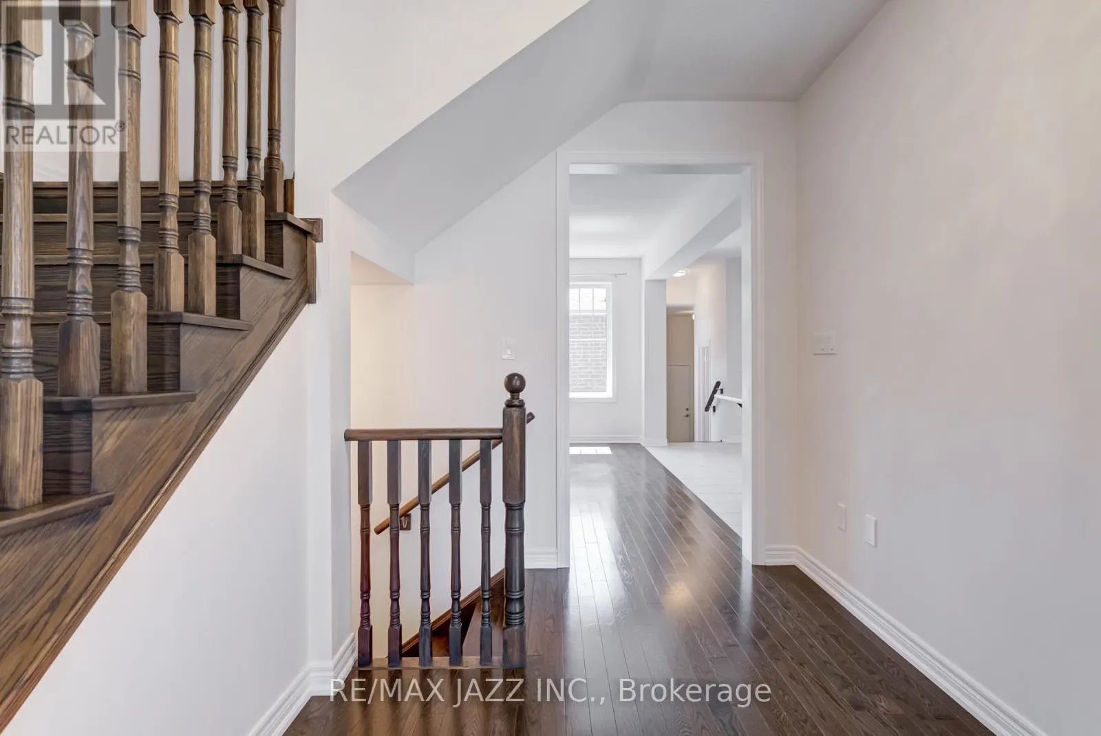 166 CORONATION ROAD