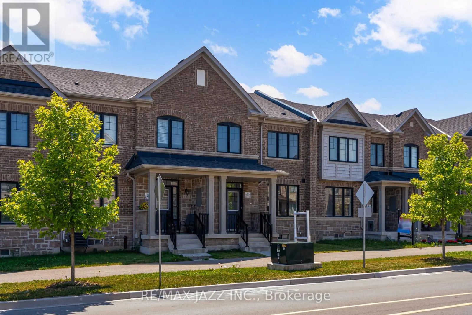 166 CORONATION ROAD