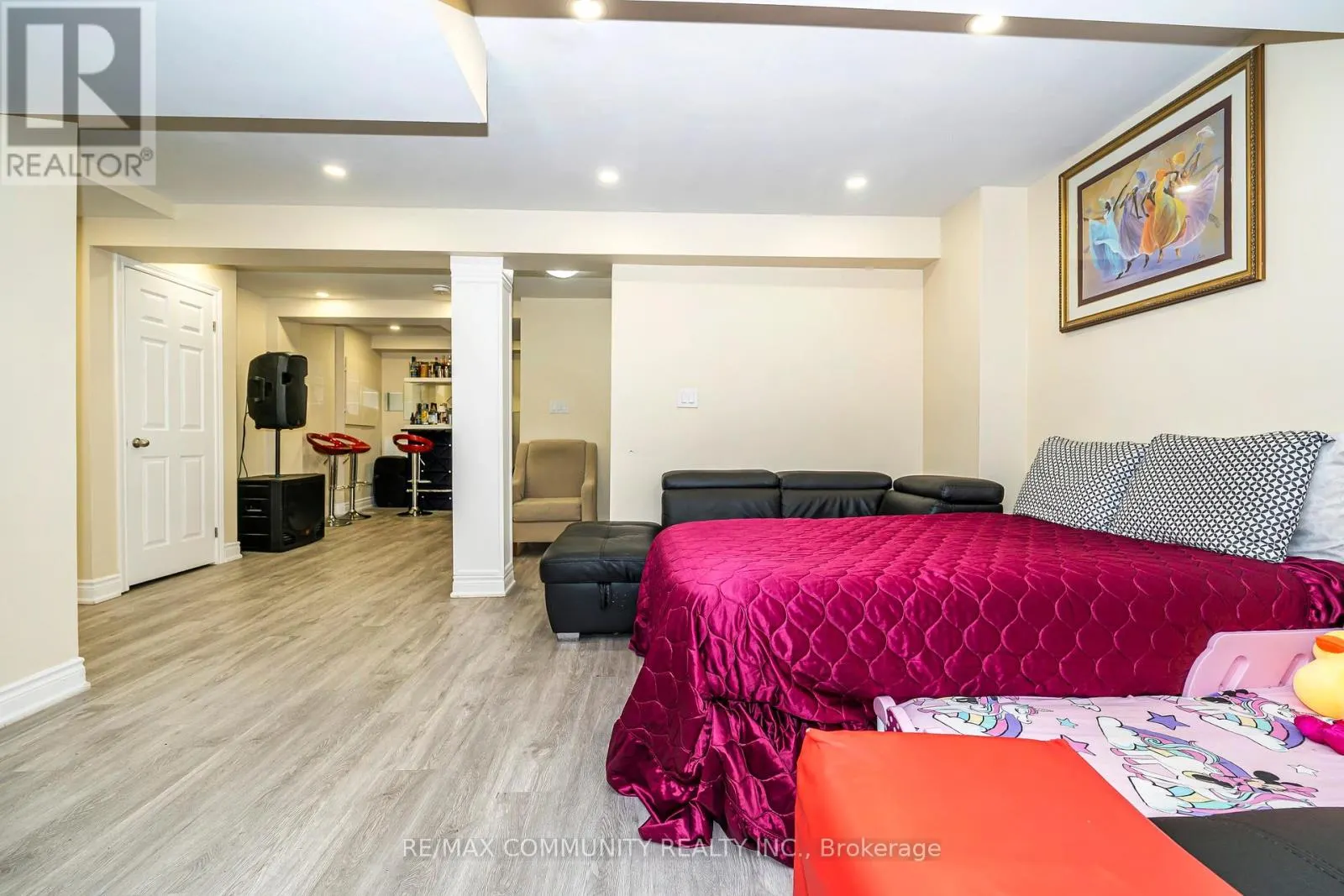 3 TAWN CRESCENT
