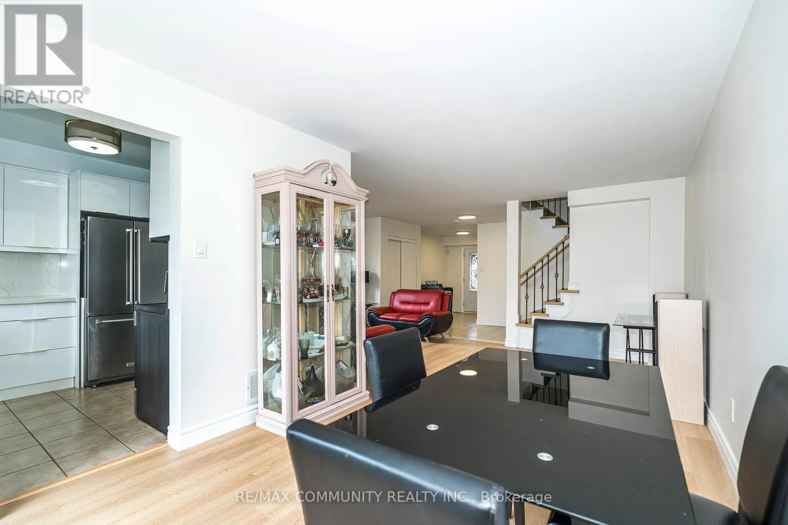 3 TAWN CRESCENT