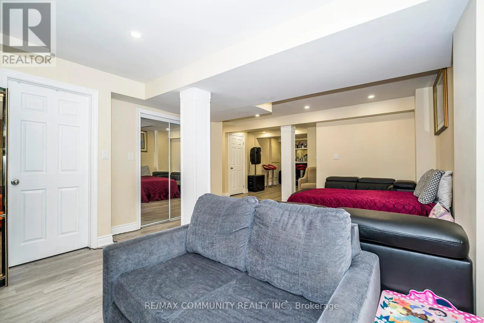 3 TAWN CRESCENT
