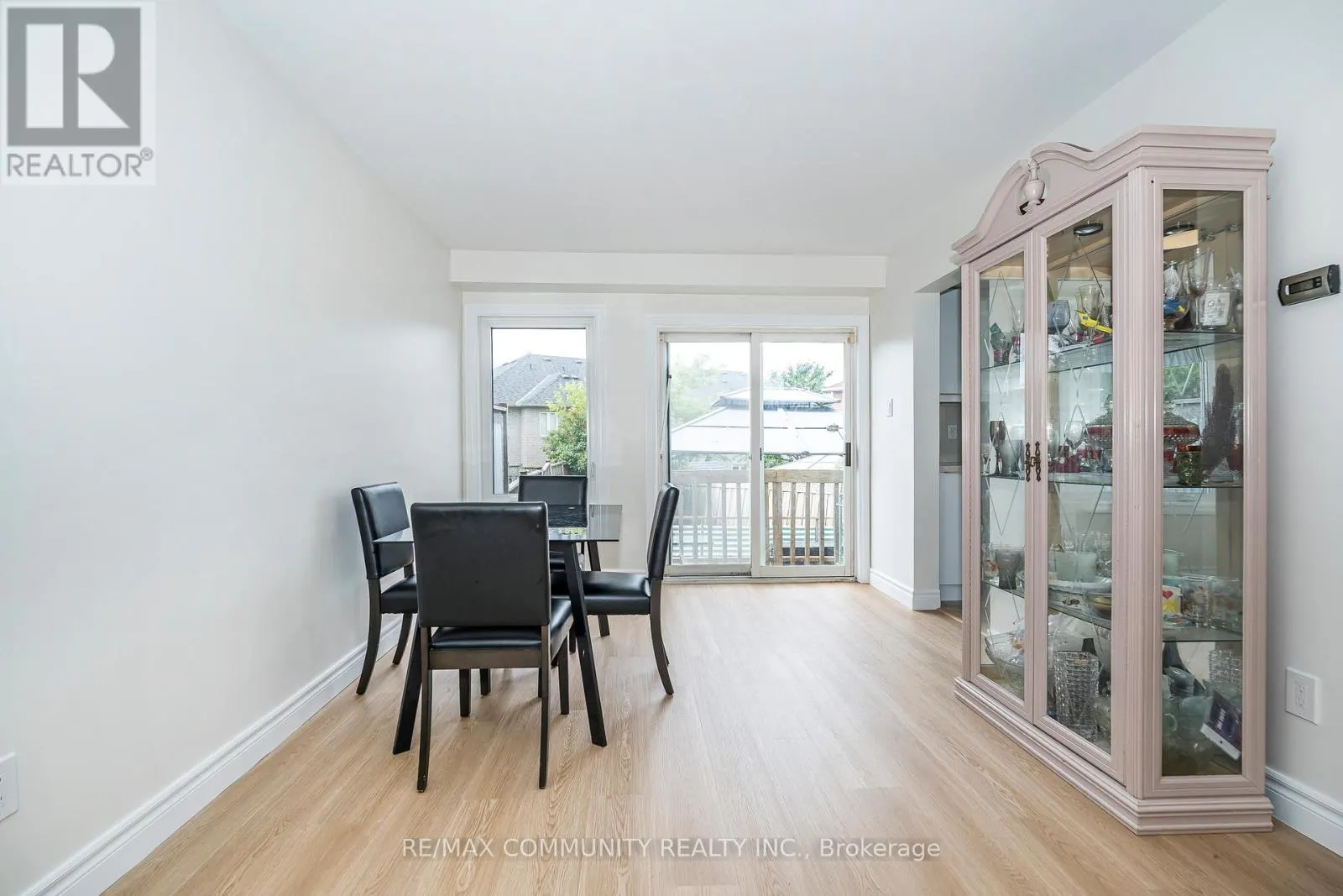 3 TAWN CRESCENT