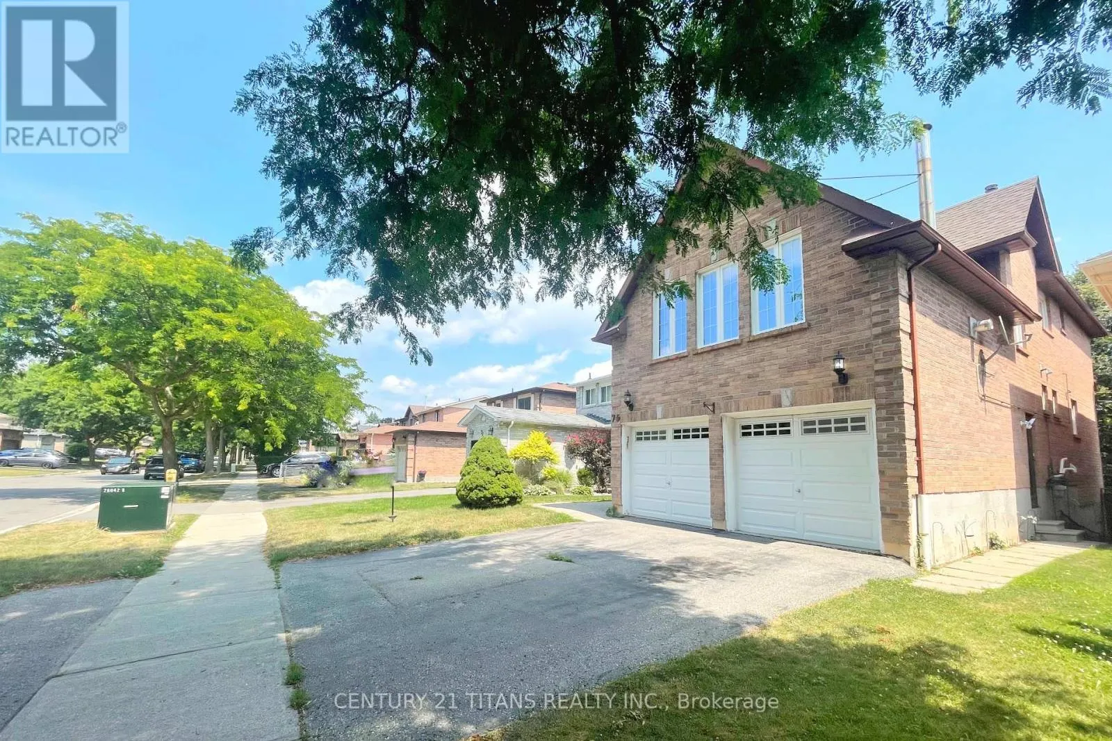 75 DANIELS CRESCENT