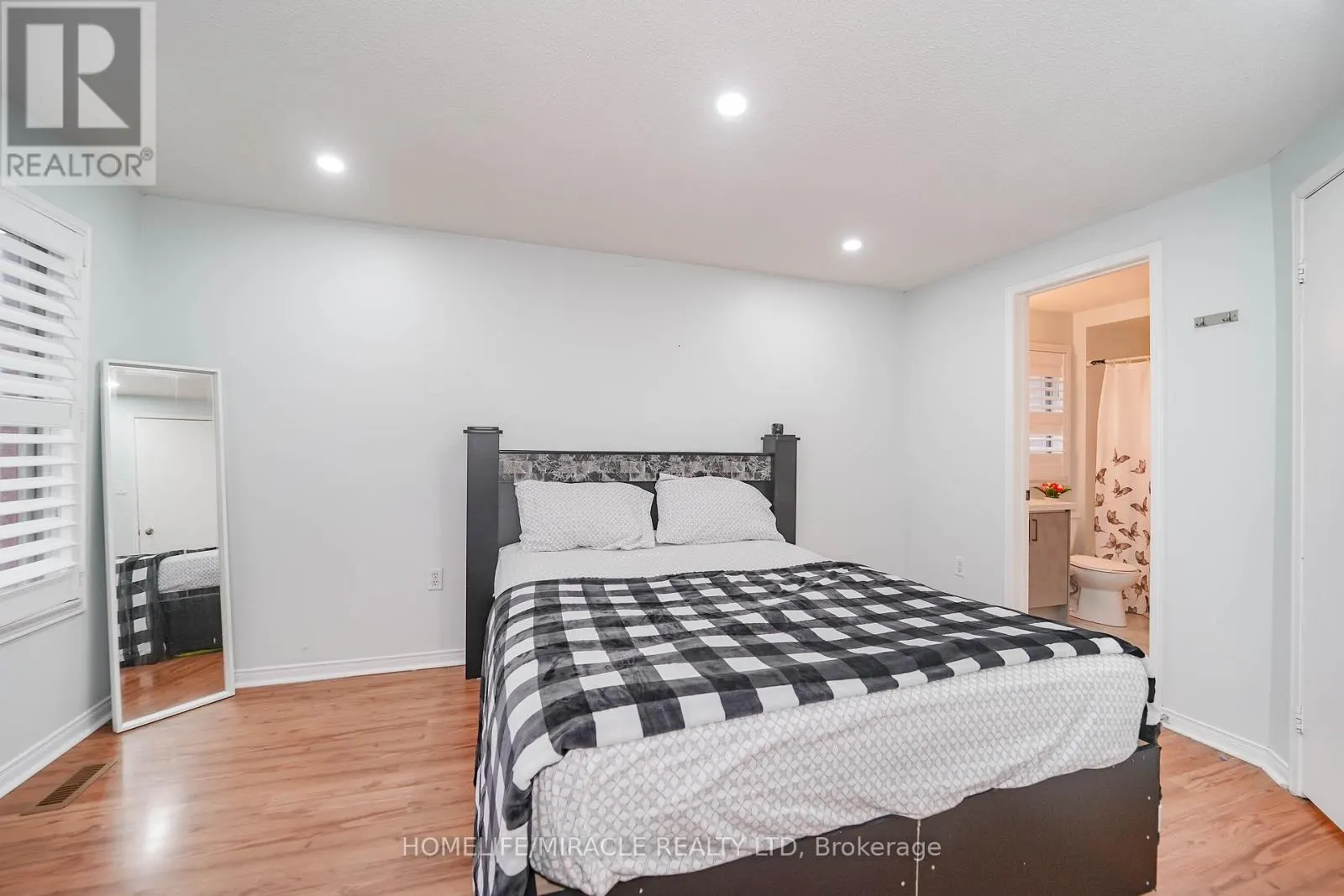 15 HEAVER DRIVE