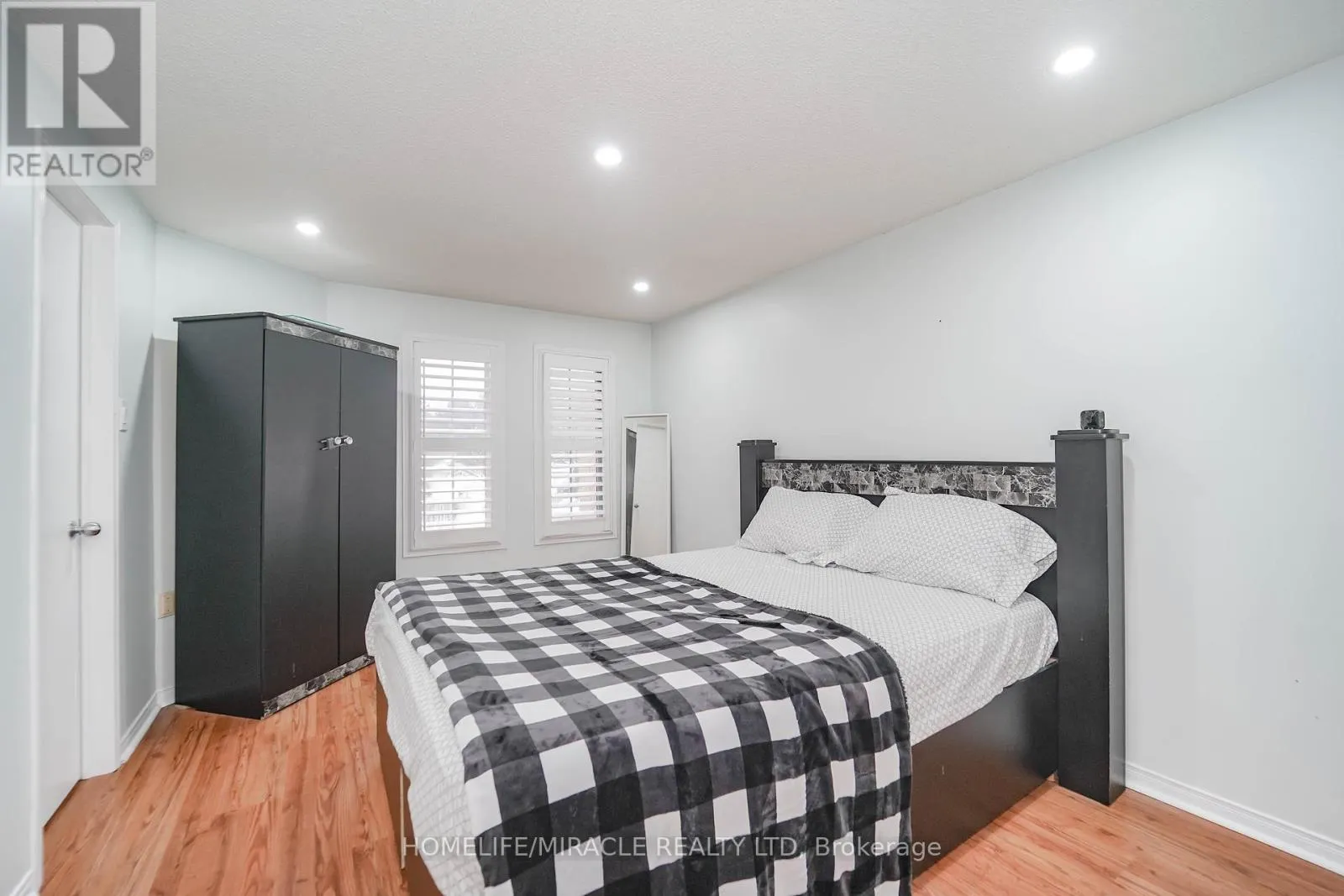 15 HEAVER DRIVE