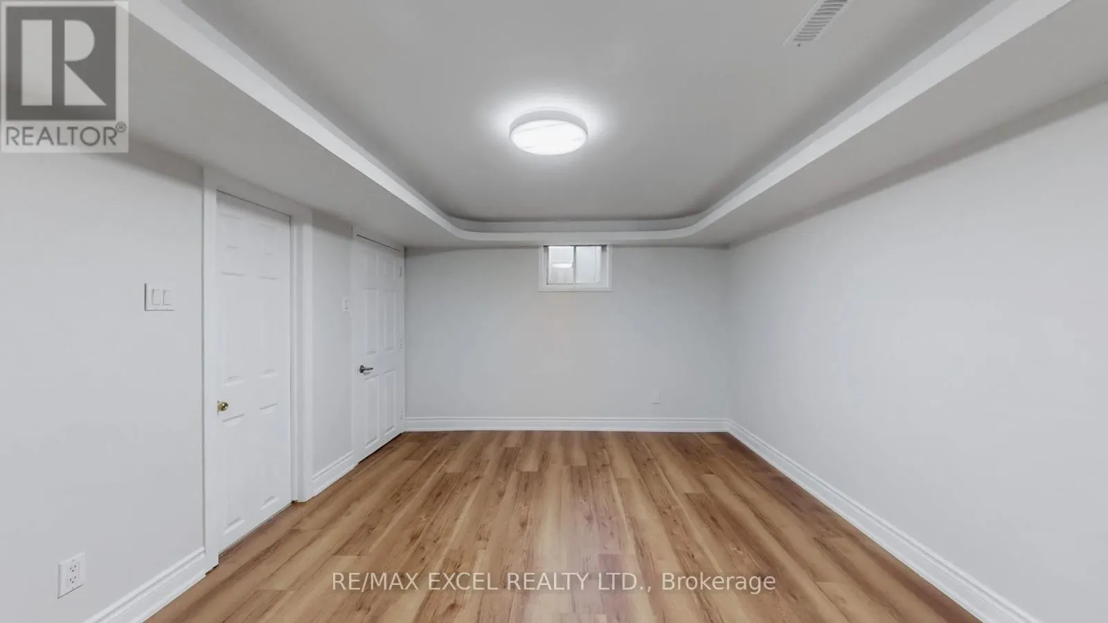 80 EAGLEVIEW CRESCENT