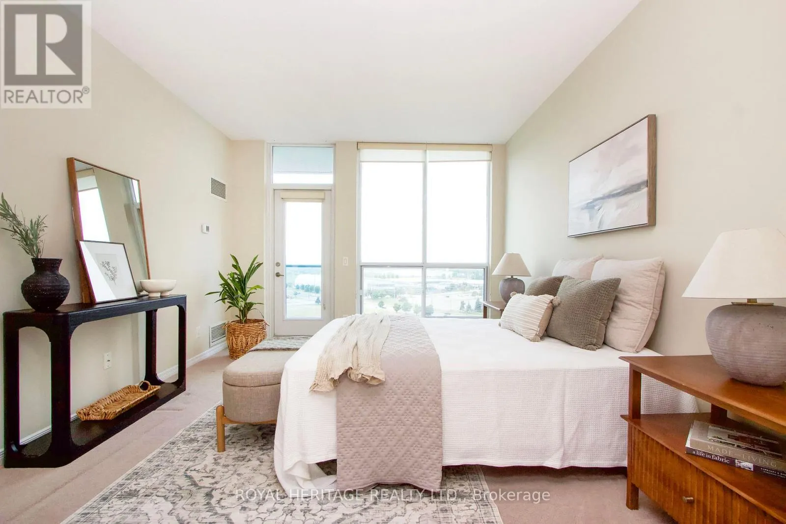 1209 - 340 WATSON ST STREET W, #1209