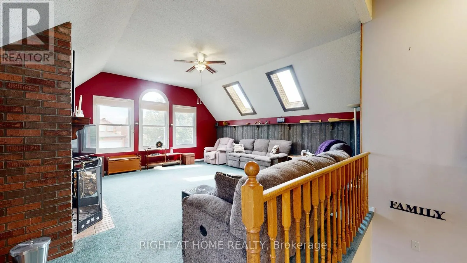 212 DELANEY DRIVE