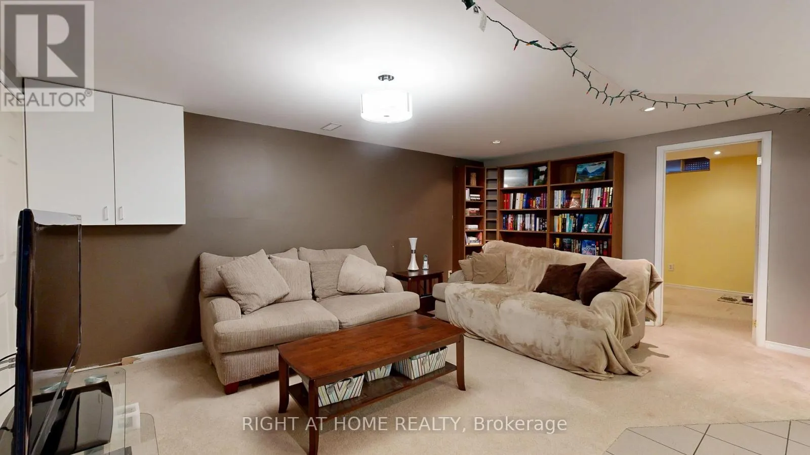 212 DELANEY DRIVE
