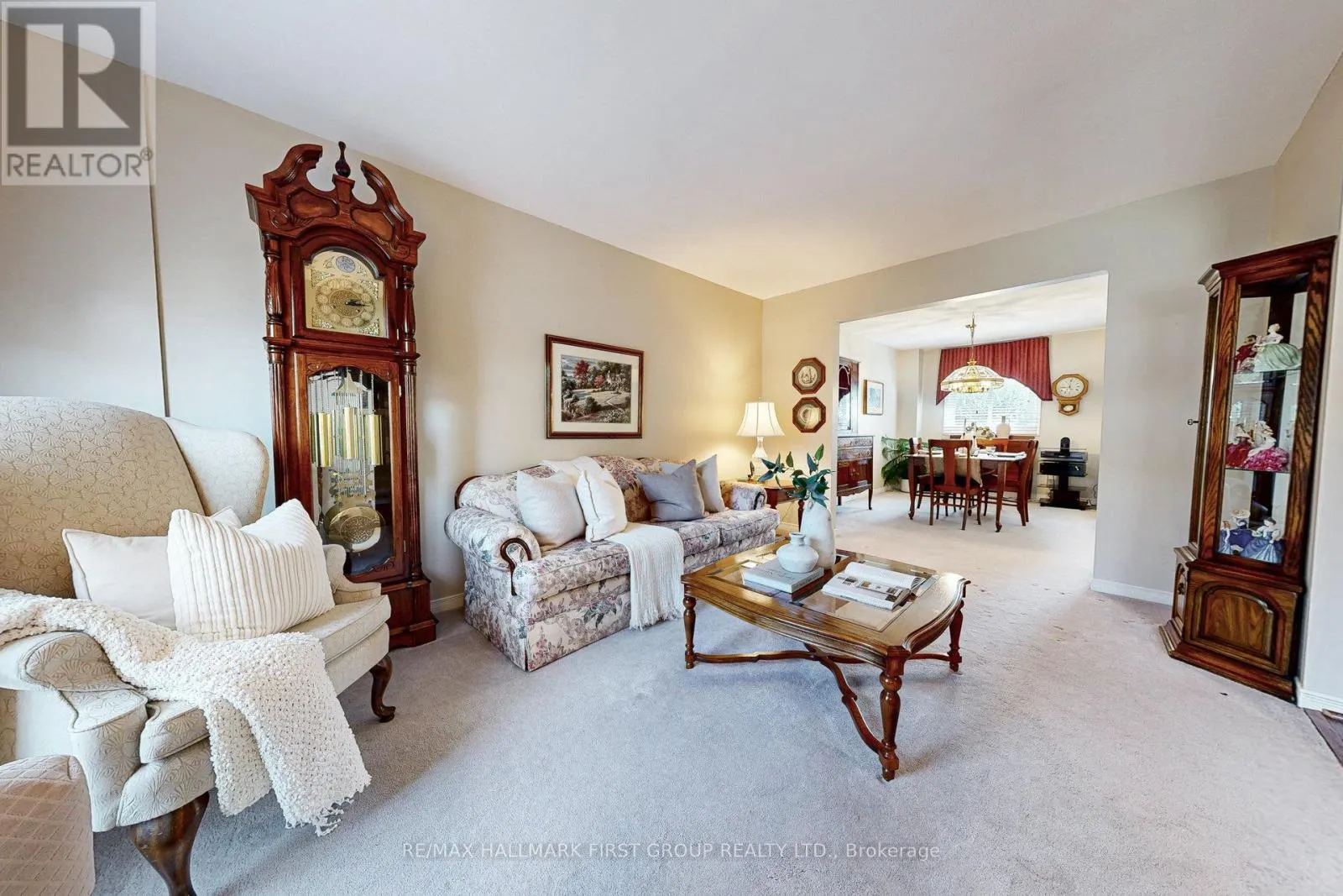 105 - 580 EYER DRIVE