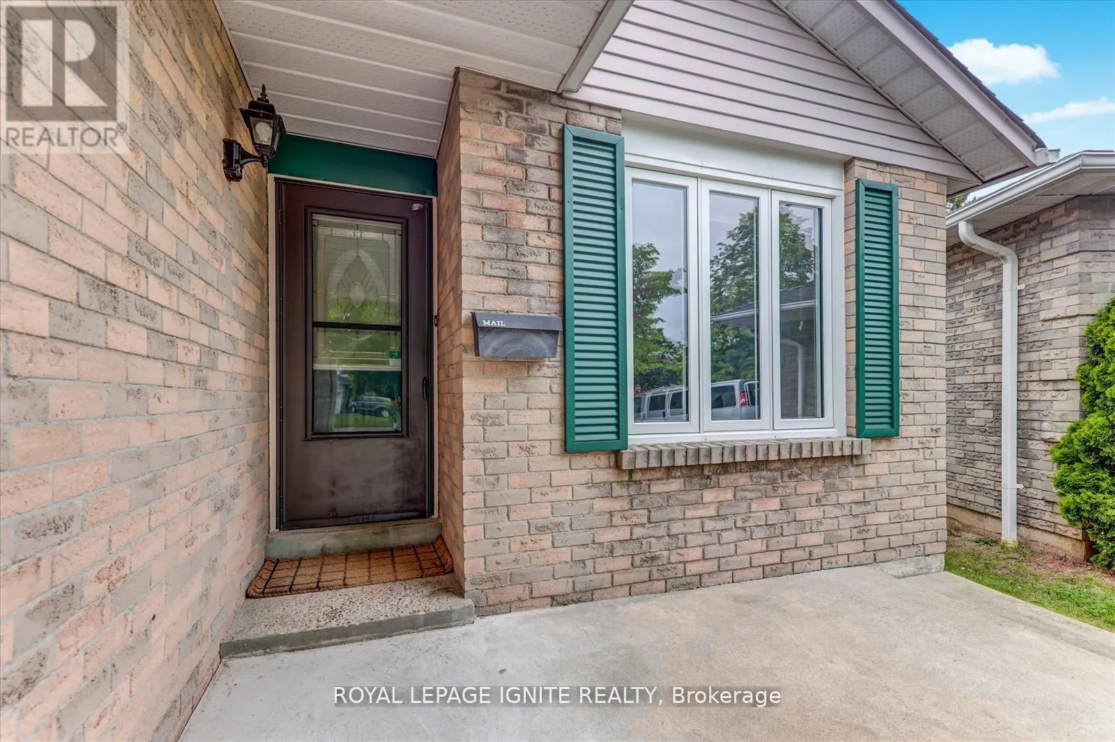 412 PRINCE OF WALES DRIVE