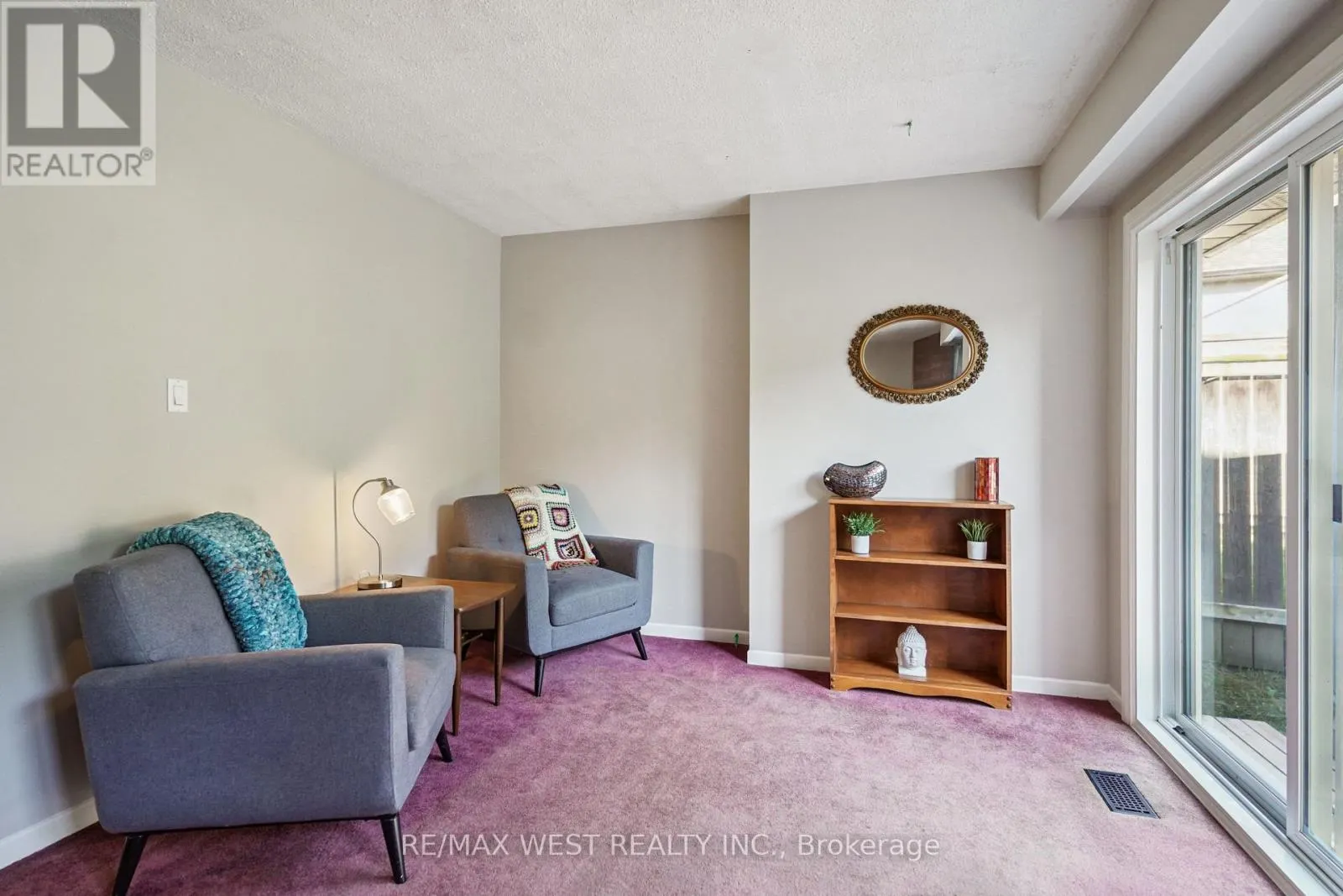1182 CANBOROUGH CRESCENT