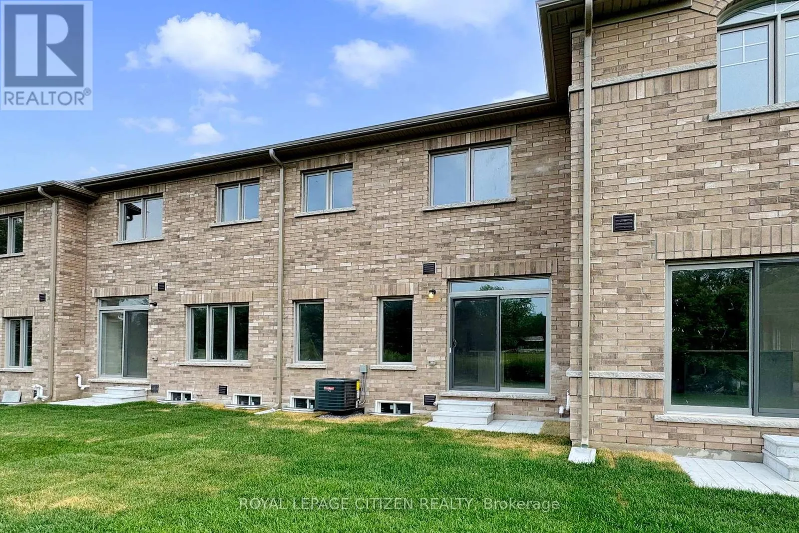 150 NORTH GARDEN BOULEVARD