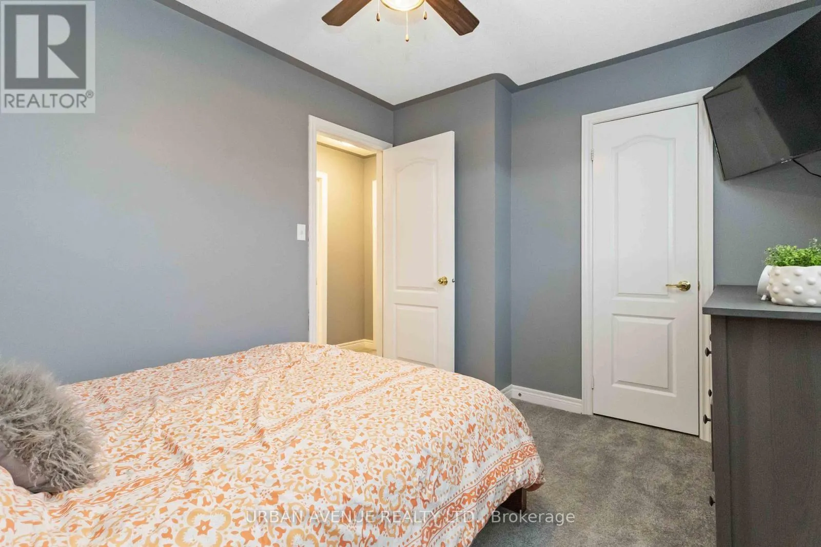 25 BIANCA DRIVE