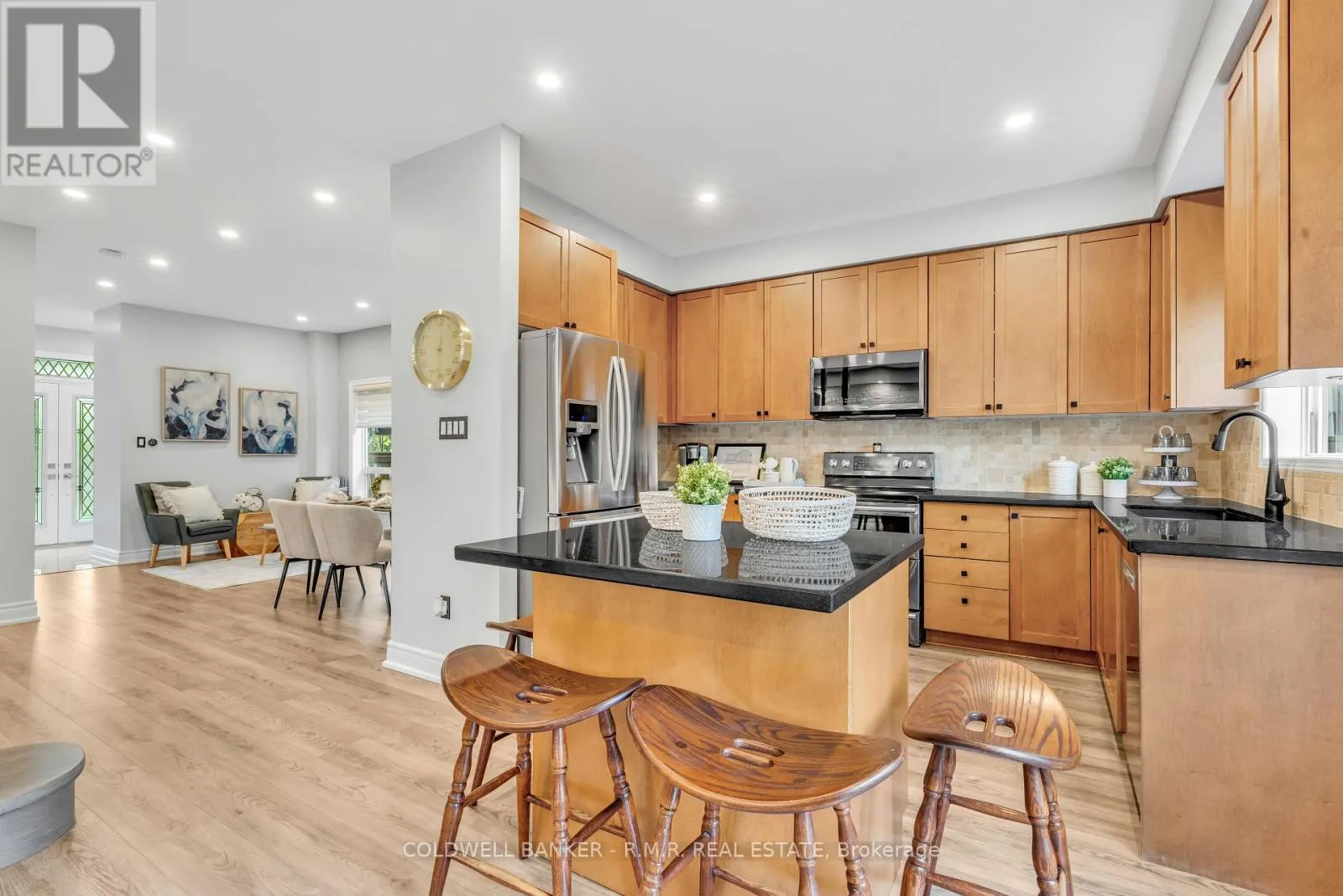 82 VIPOND ROAD