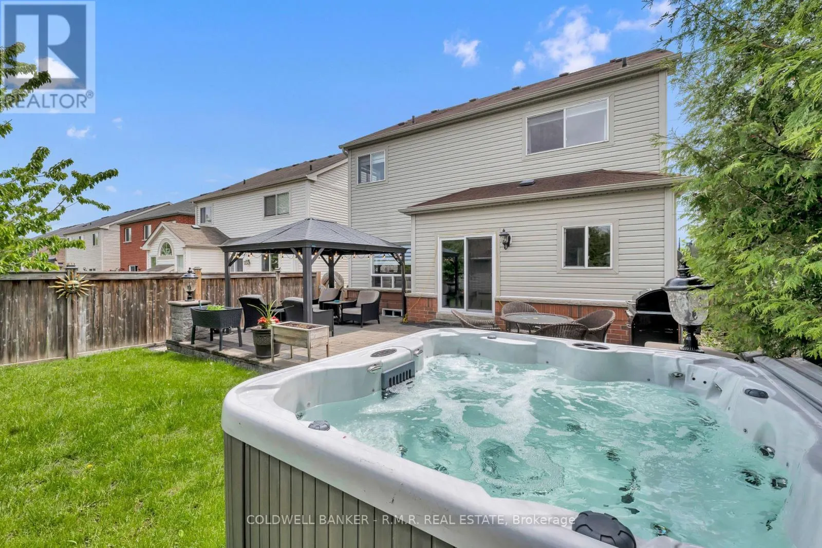 82 VIPOND ROAD