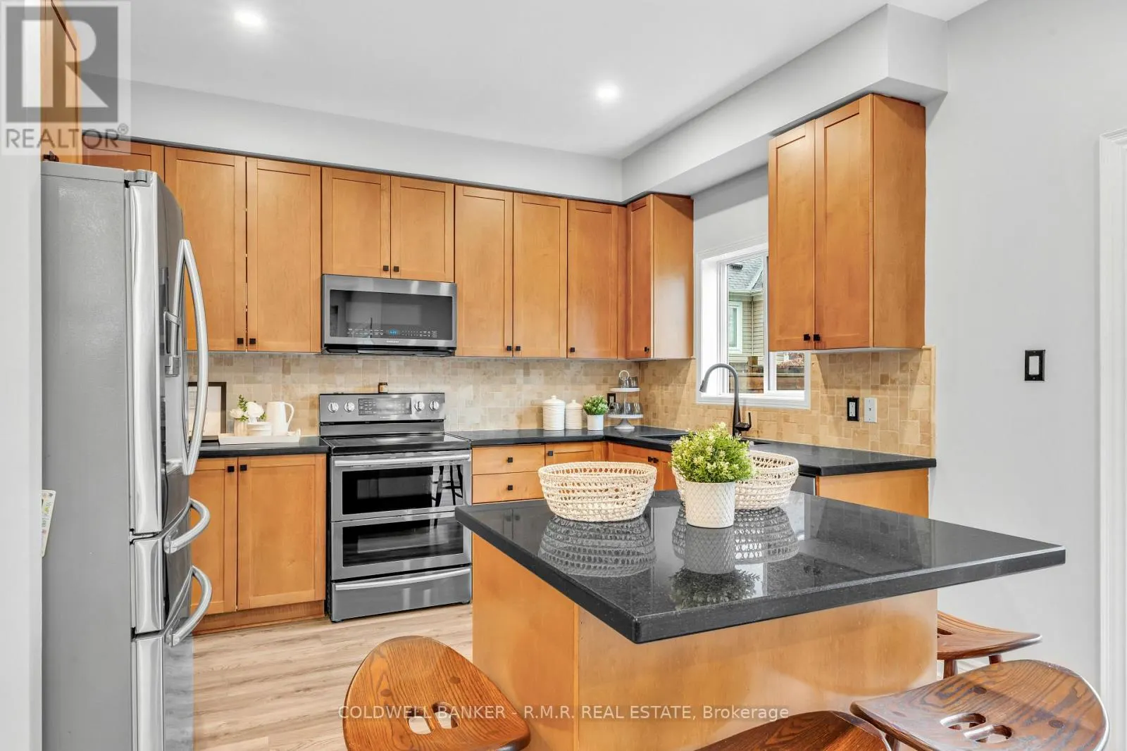 82 VIPOND ROAD