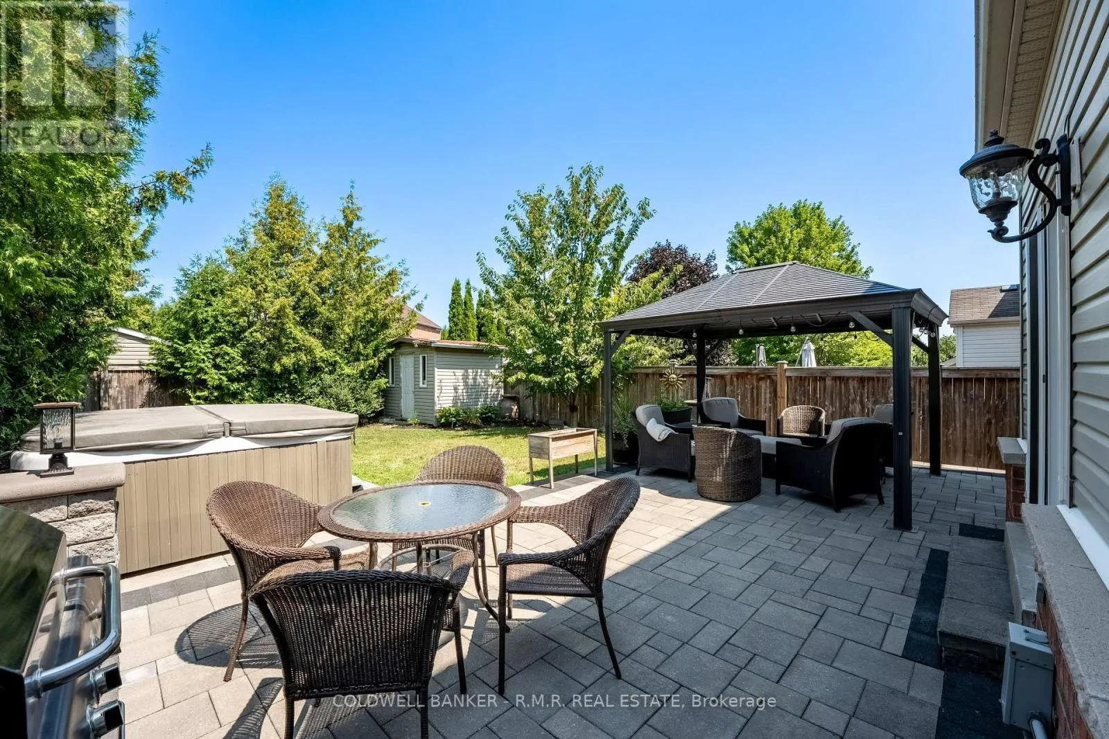 82 VIPOND ROAD