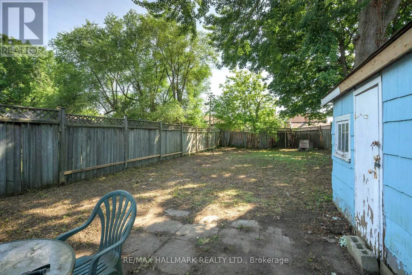 335 PERRY STREET
