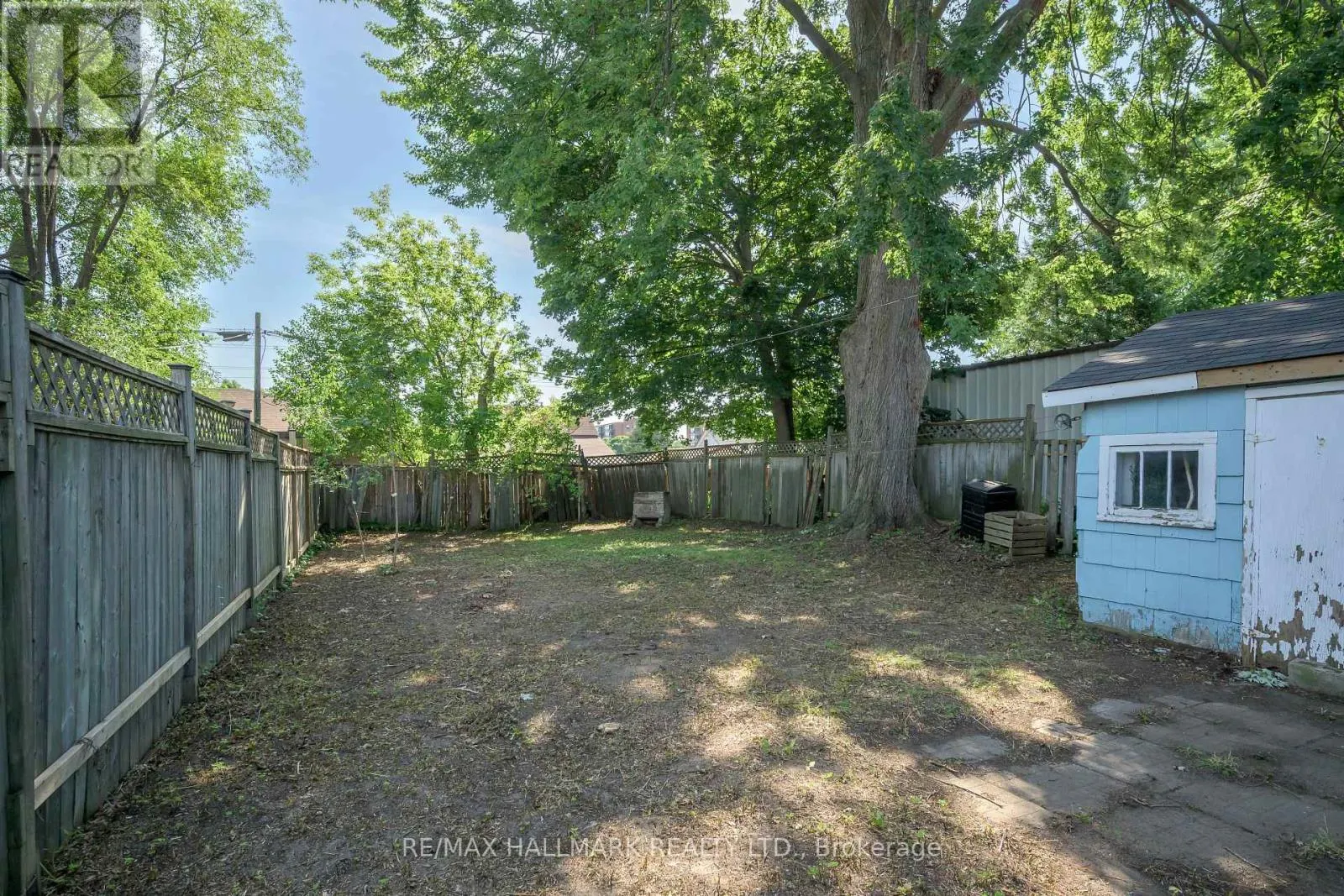 335 PERRY STREET