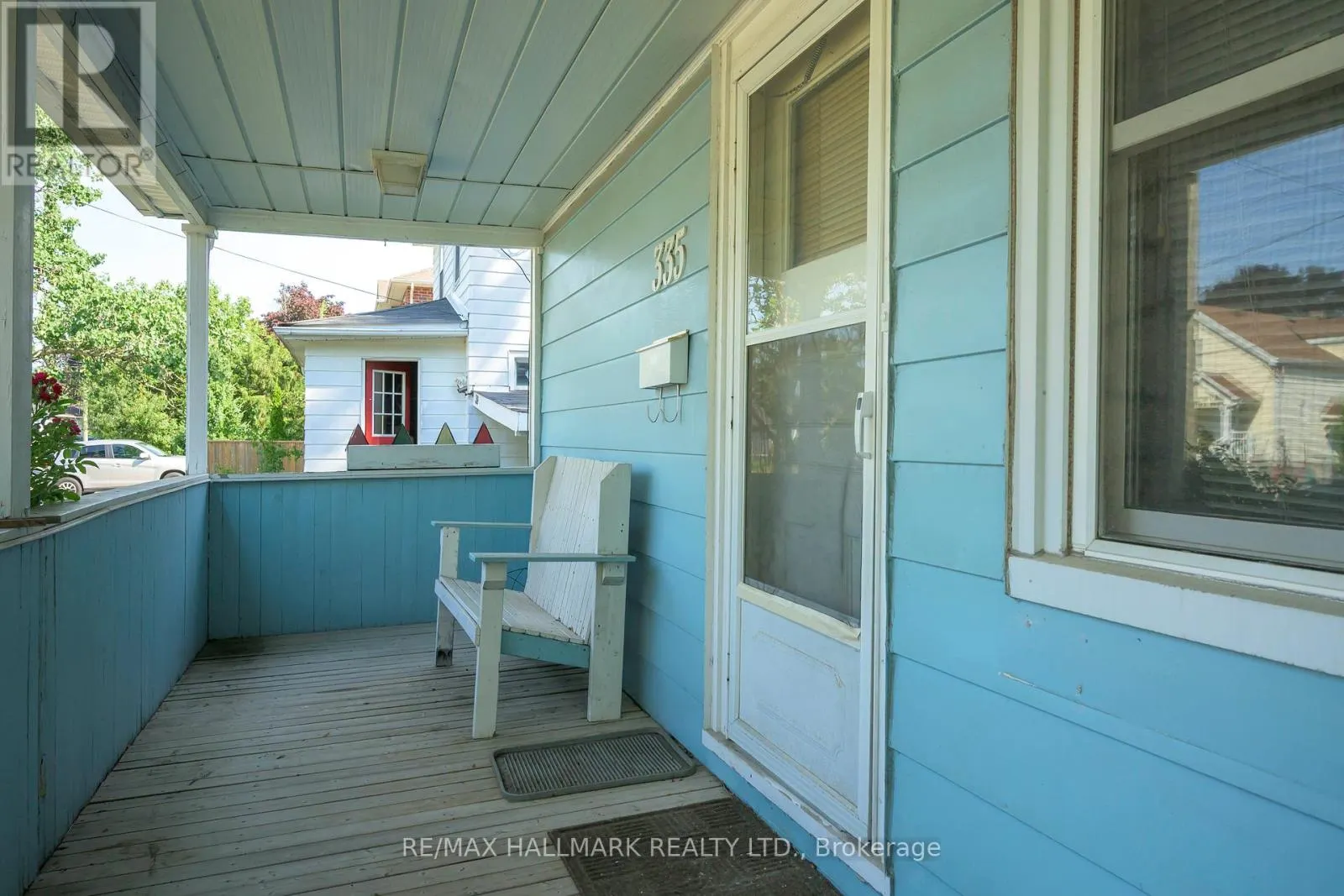 335 PERRY STREET
