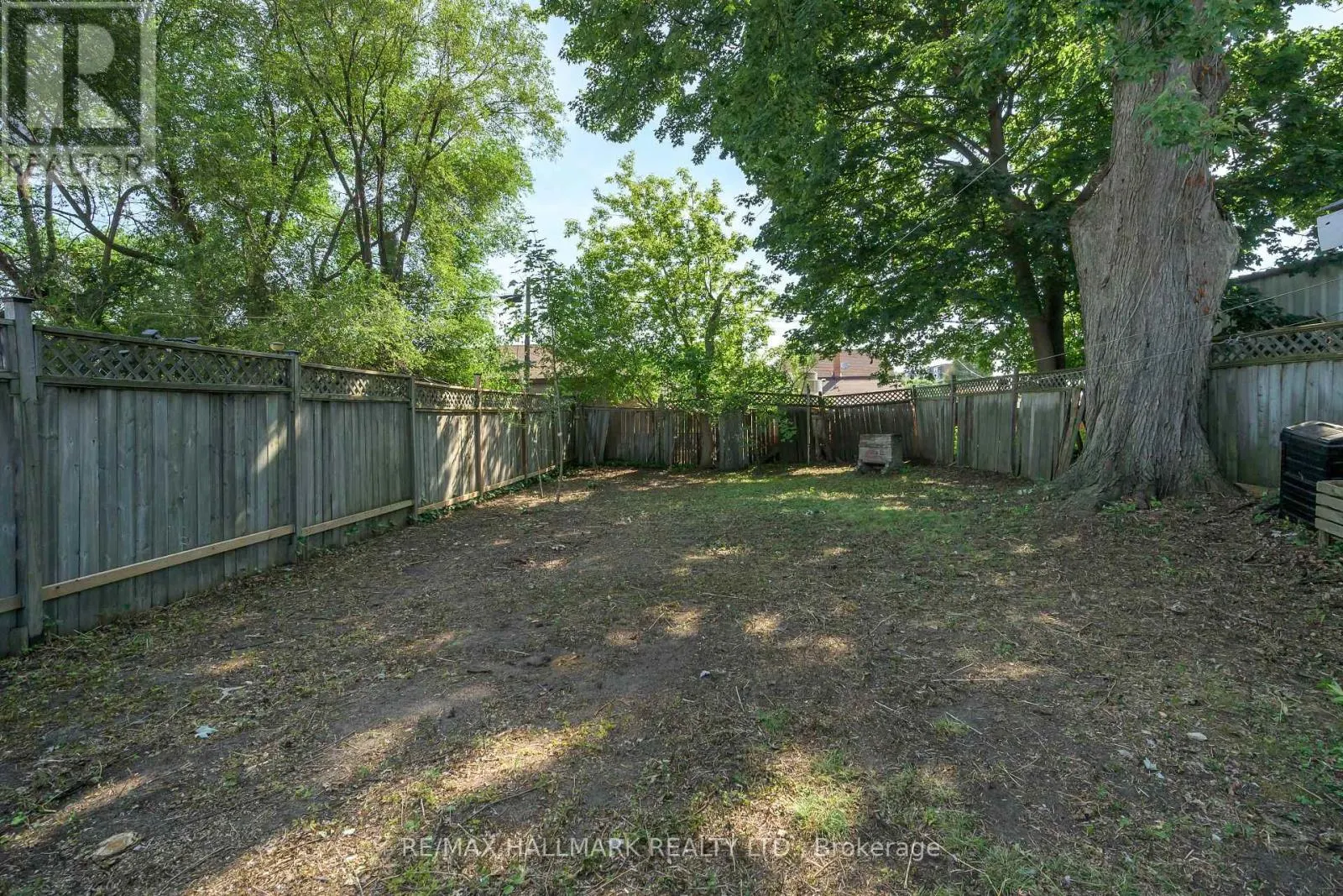 335 PERRY STREET