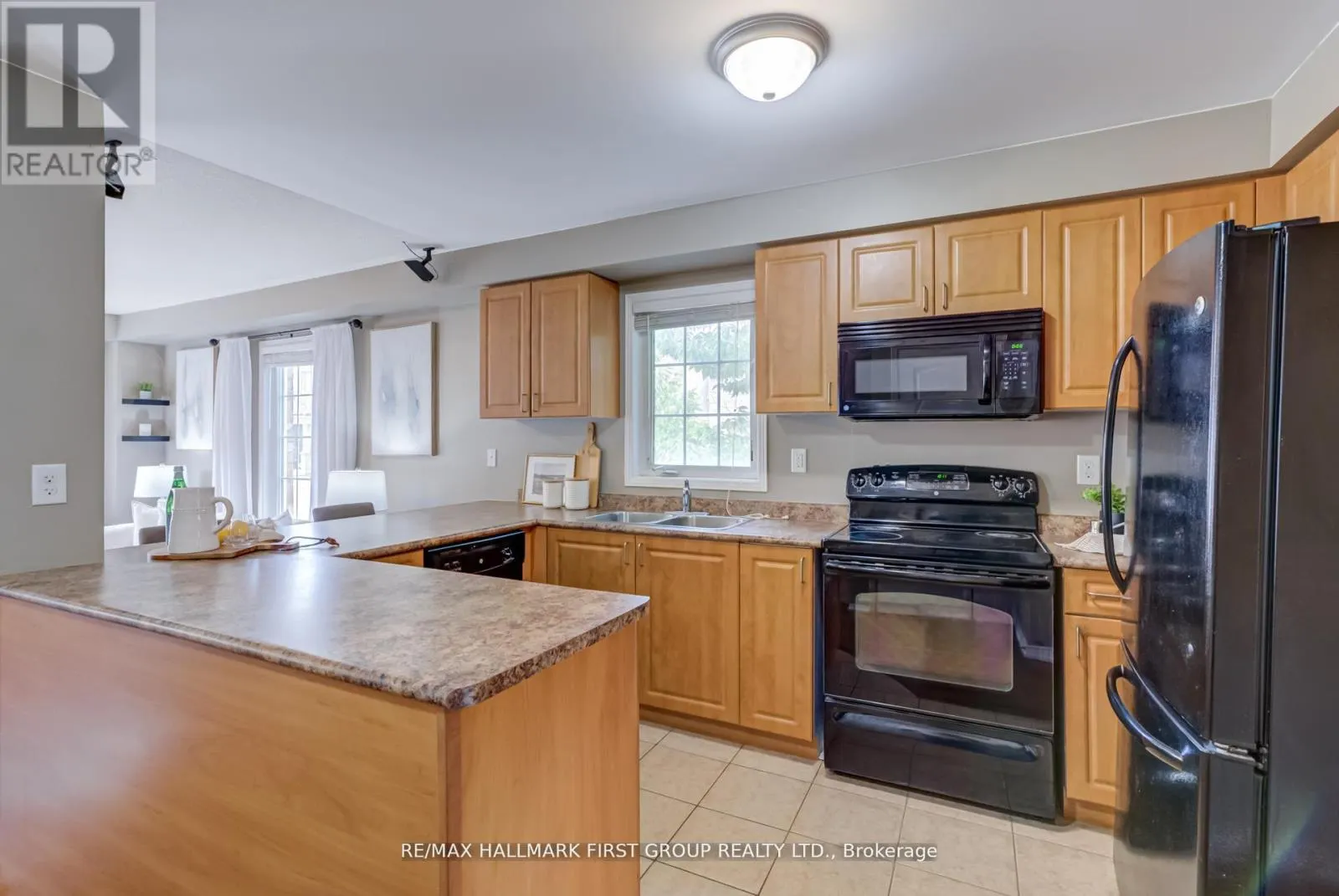 78 MAIDSTONE WAY